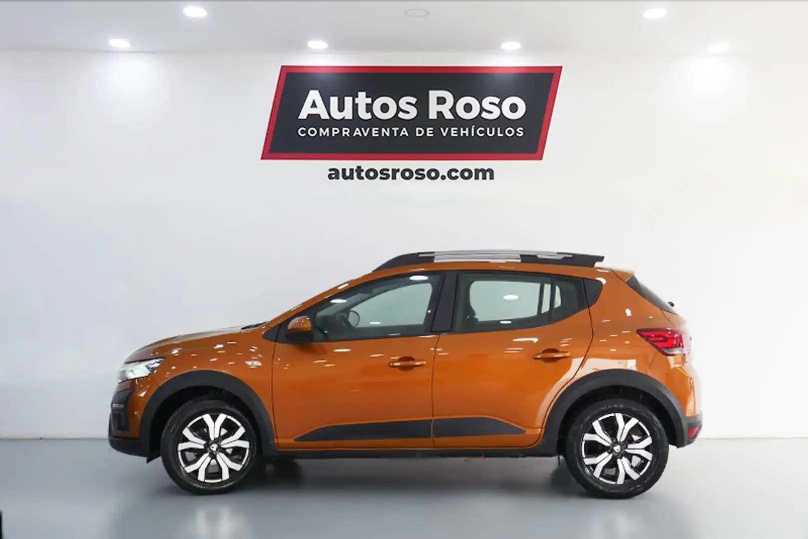 Dacia Sandero Stepway TCe Expresion 67kW Naranja - 2