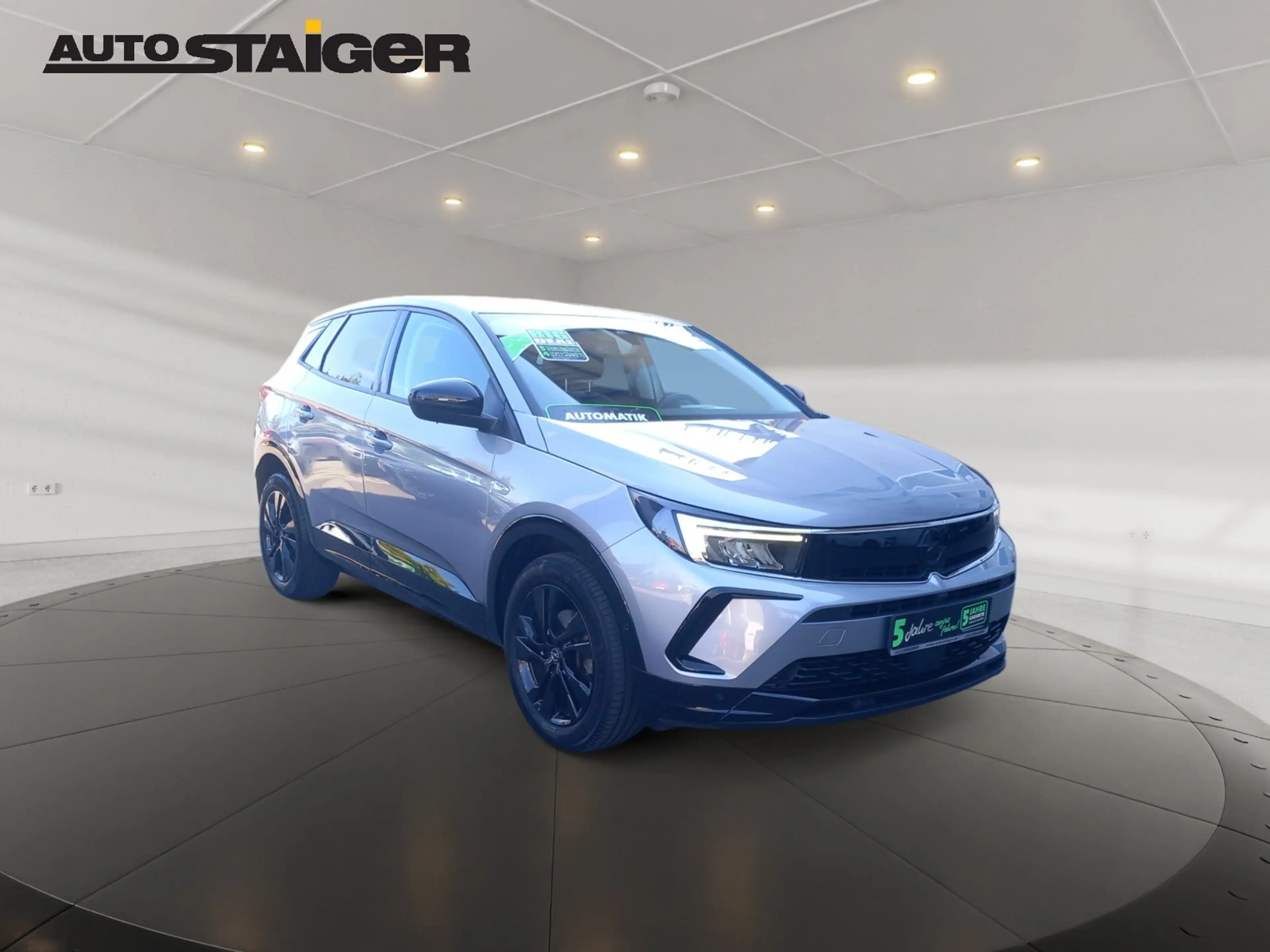 Opel Grandland Turbo  GS Line Automatik, Alcantara,PDC — photo 5