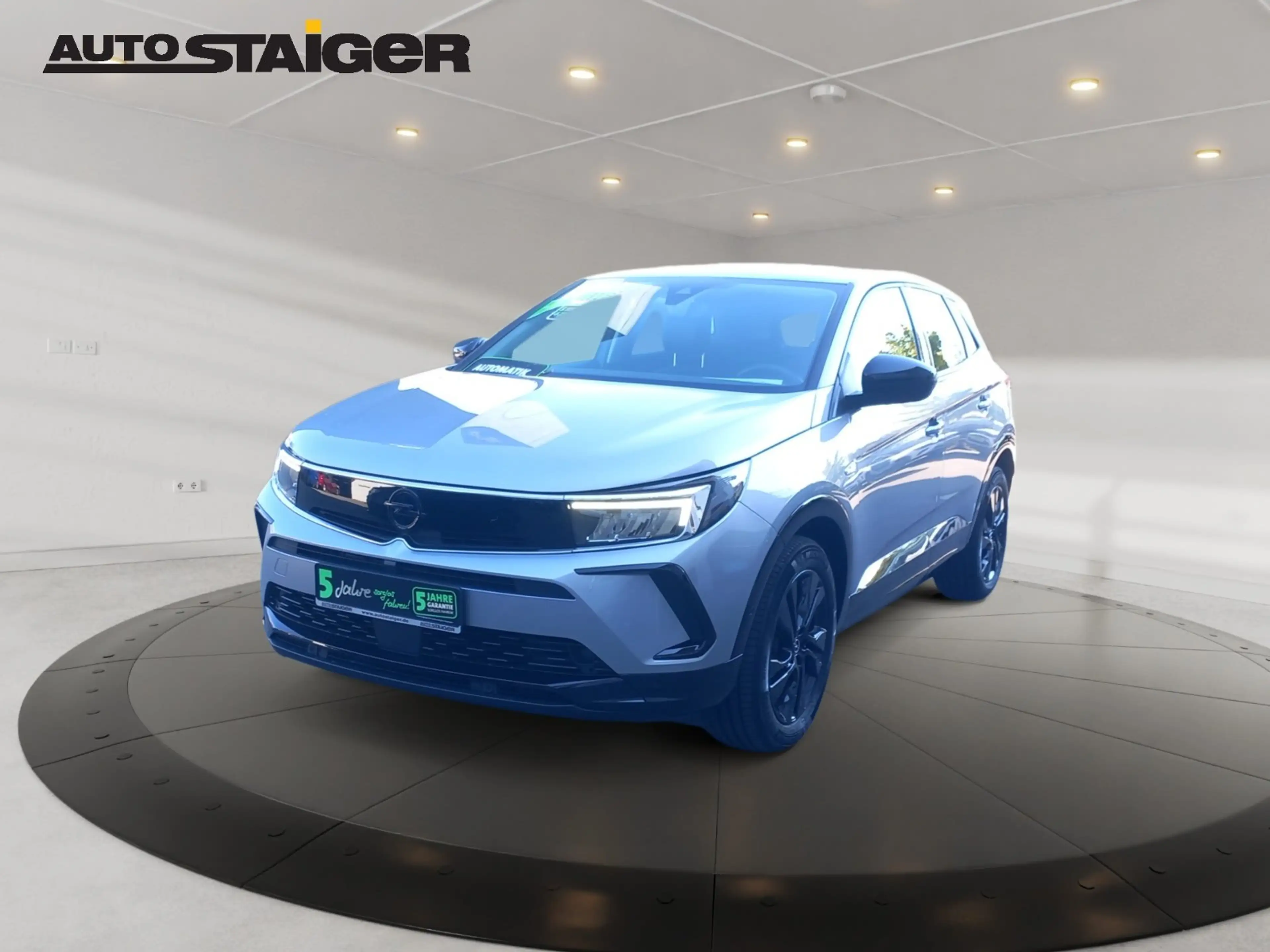 Opel Grandland Turbo  GS Line Automatik, Alcantara,PDC — photo 2