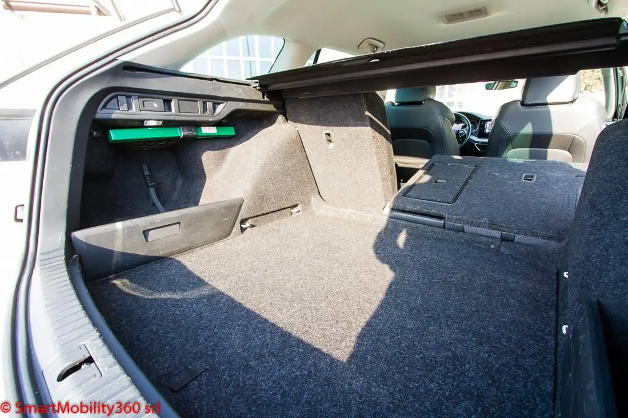 Skoda Octavia Wagon 2.0 tdi evo Style 115cv Ok neopatentati!!!, миниатюра 13