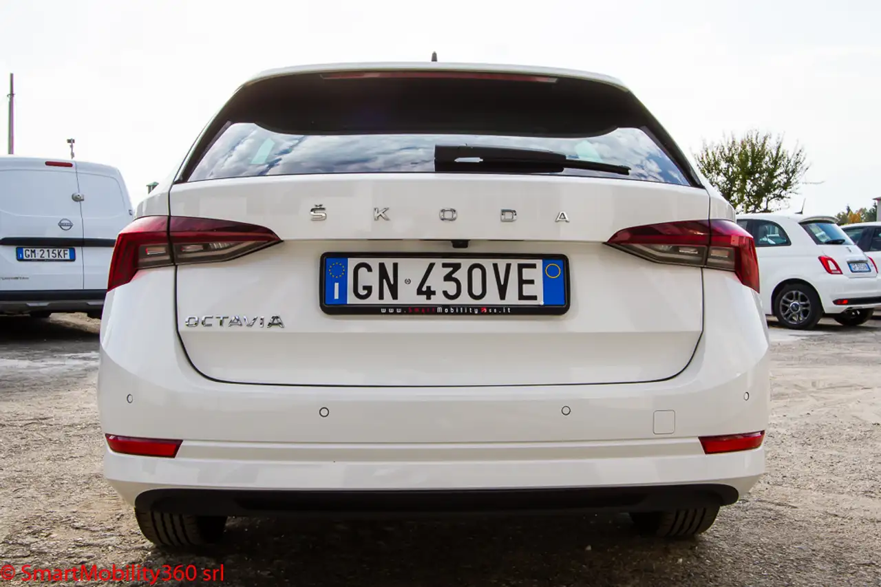 Skoda Octavia Wagon 2.0 tdi evo Style 115cv Ok neopatentati!!!, миниатюра 18