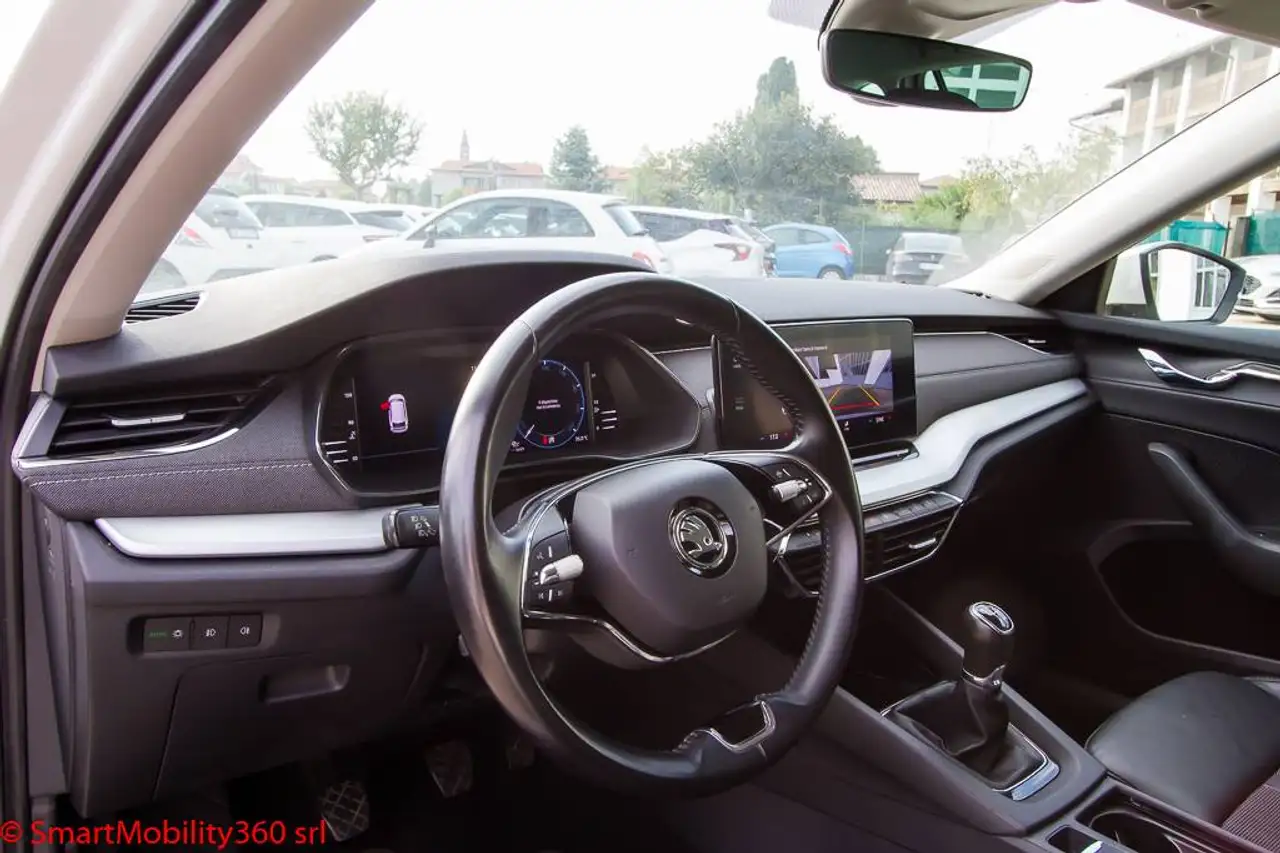 Skoda Octavia Wagon 2.0 tdi evo Style 115cv Ok neopatentati!!!, миниатюра 5