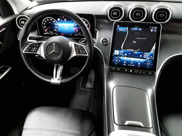 Mercedes-Benz GLC view 10