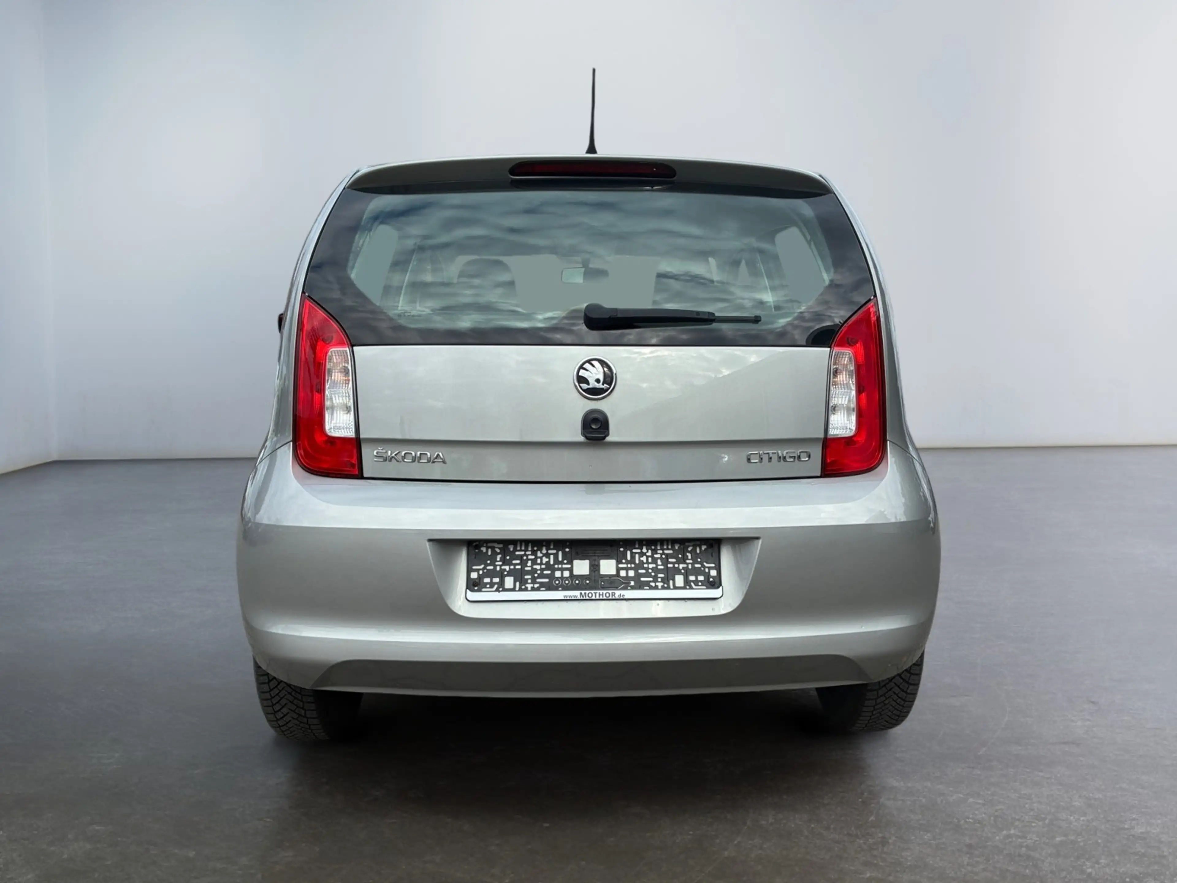 Skoda Citigo Cool Edition 1.0 DAB-Radio CD-Player Aux — photo 5