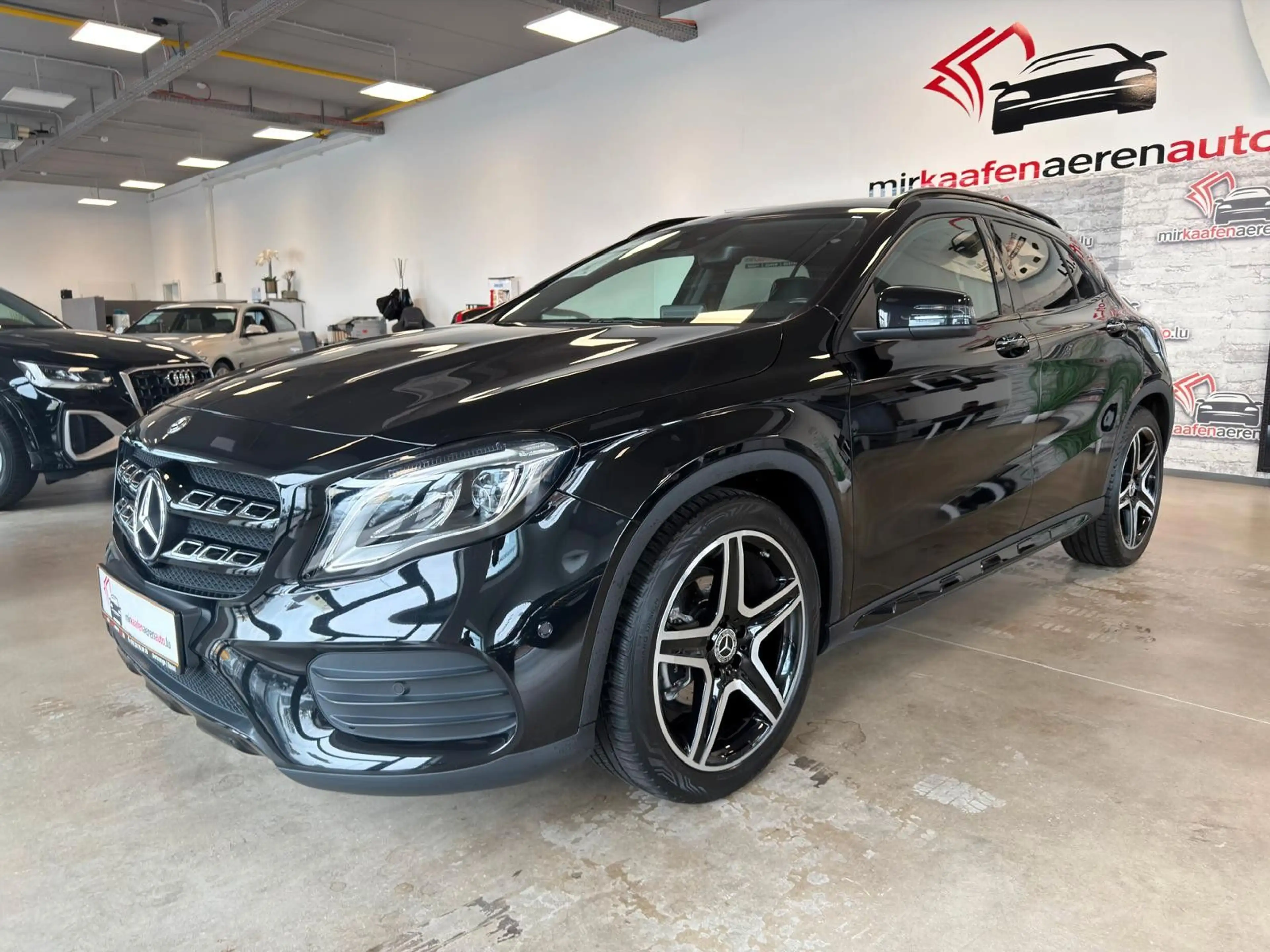 Mercedes-Benz GLA 200 AMG-Line*NAVI*R-KAM*PANO*SHZ*LEDER* — photo 6