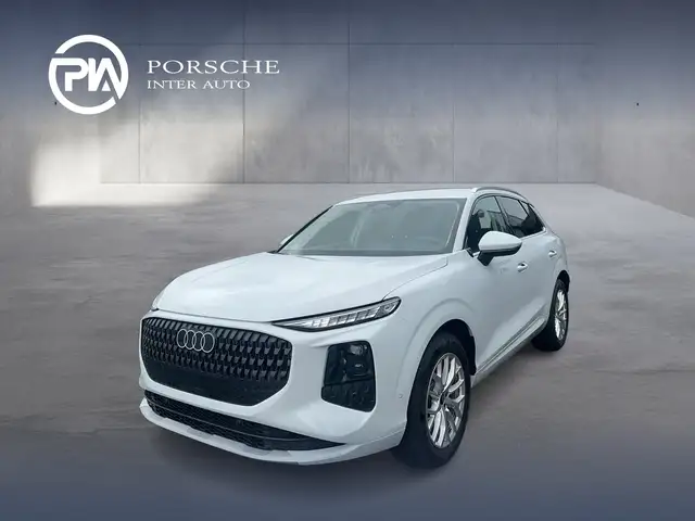 Audi Q3 TDI 110 kW  intense Ansicht 1