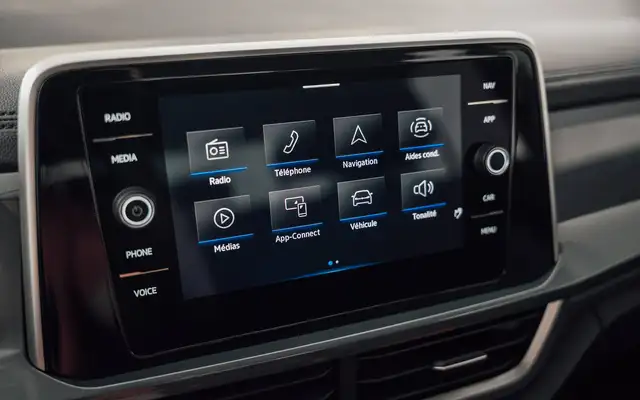 Volkswagen T-Roc view 23