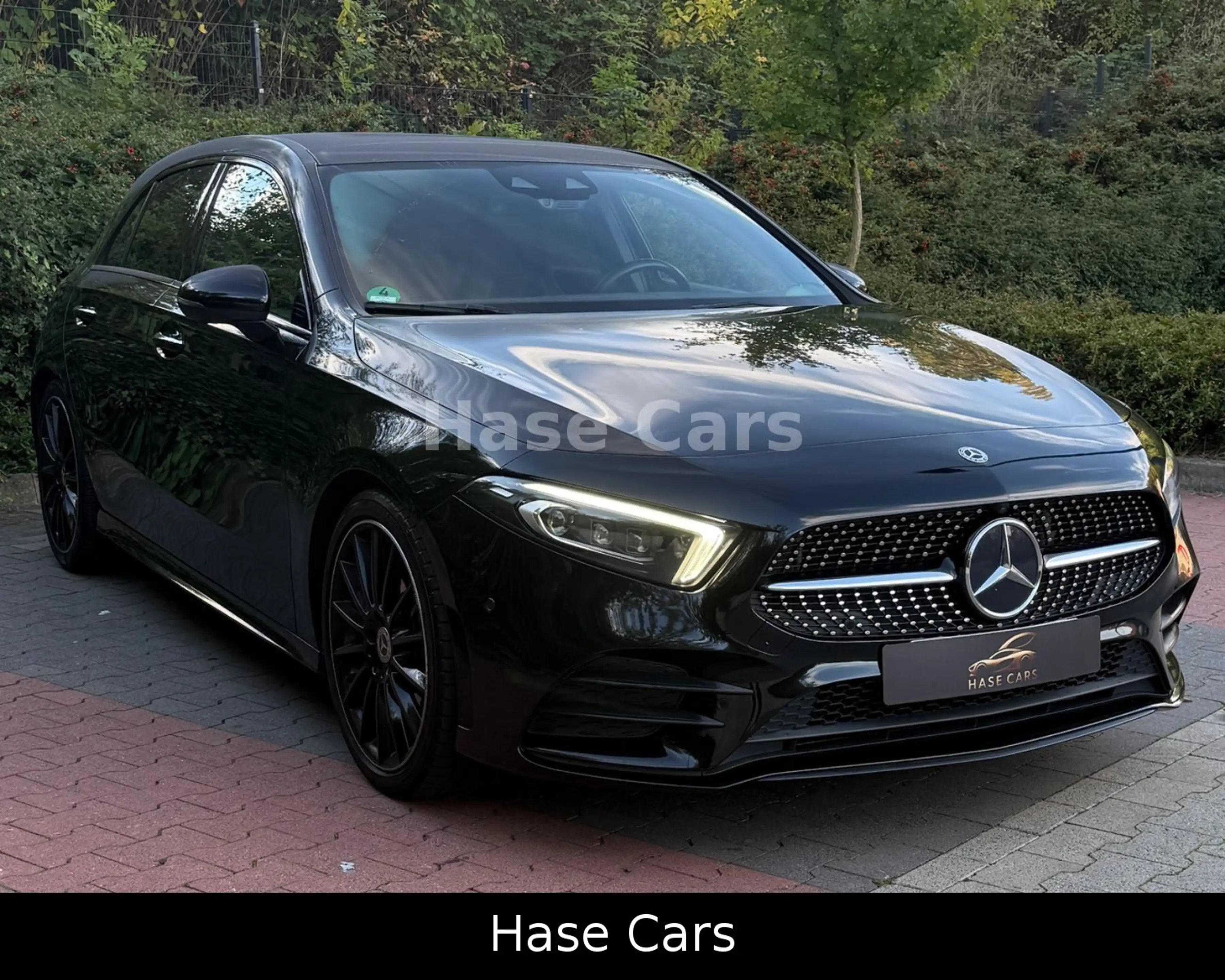 Mercedes-Benz A 250 *AMG*360*Pano*Keyless*Burmester*Multibeam* — photo 3