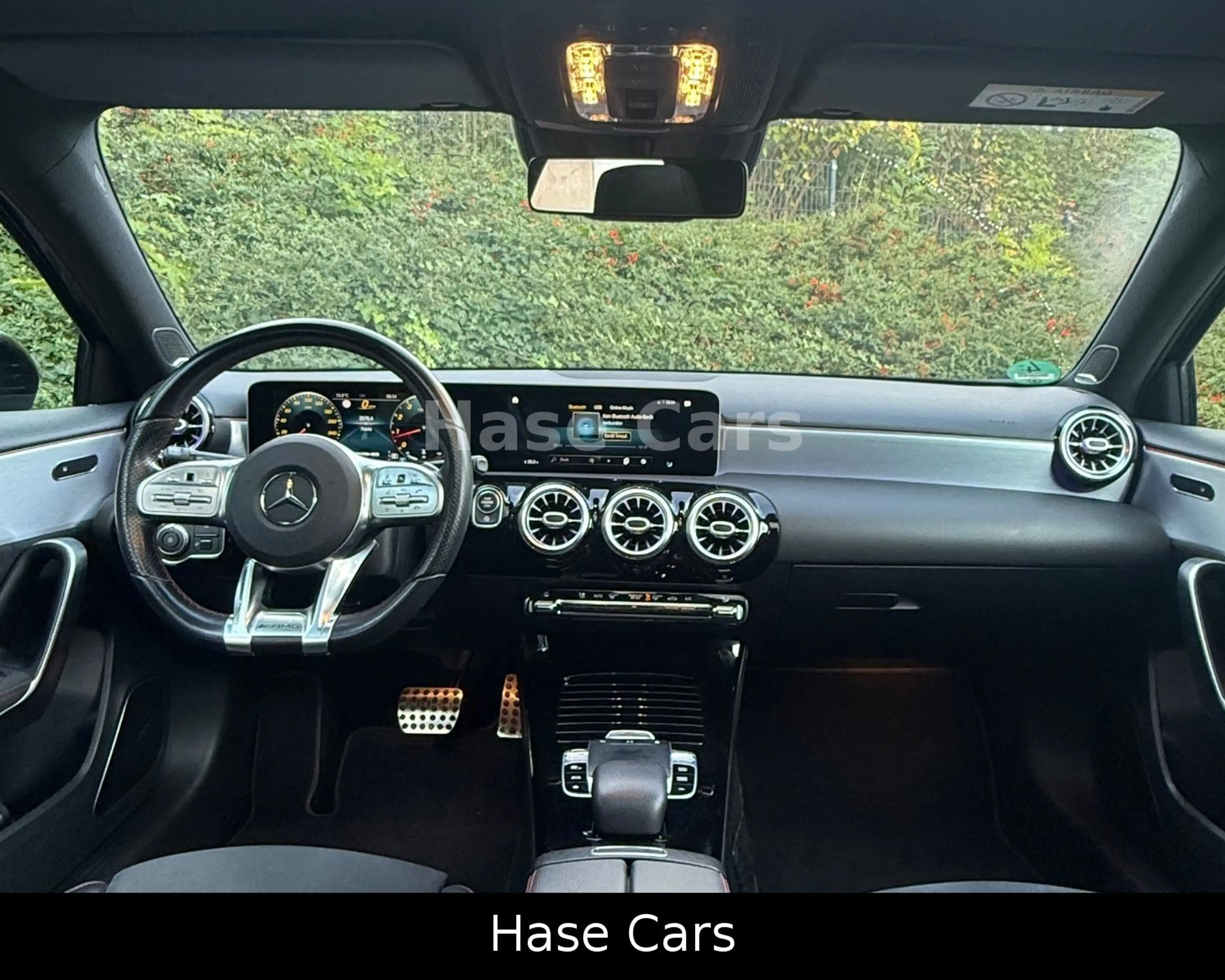 Mercedes-Benz A 250 *AMG*360*Pano*Keyless*Burmester*Multibeam* — photo 7
