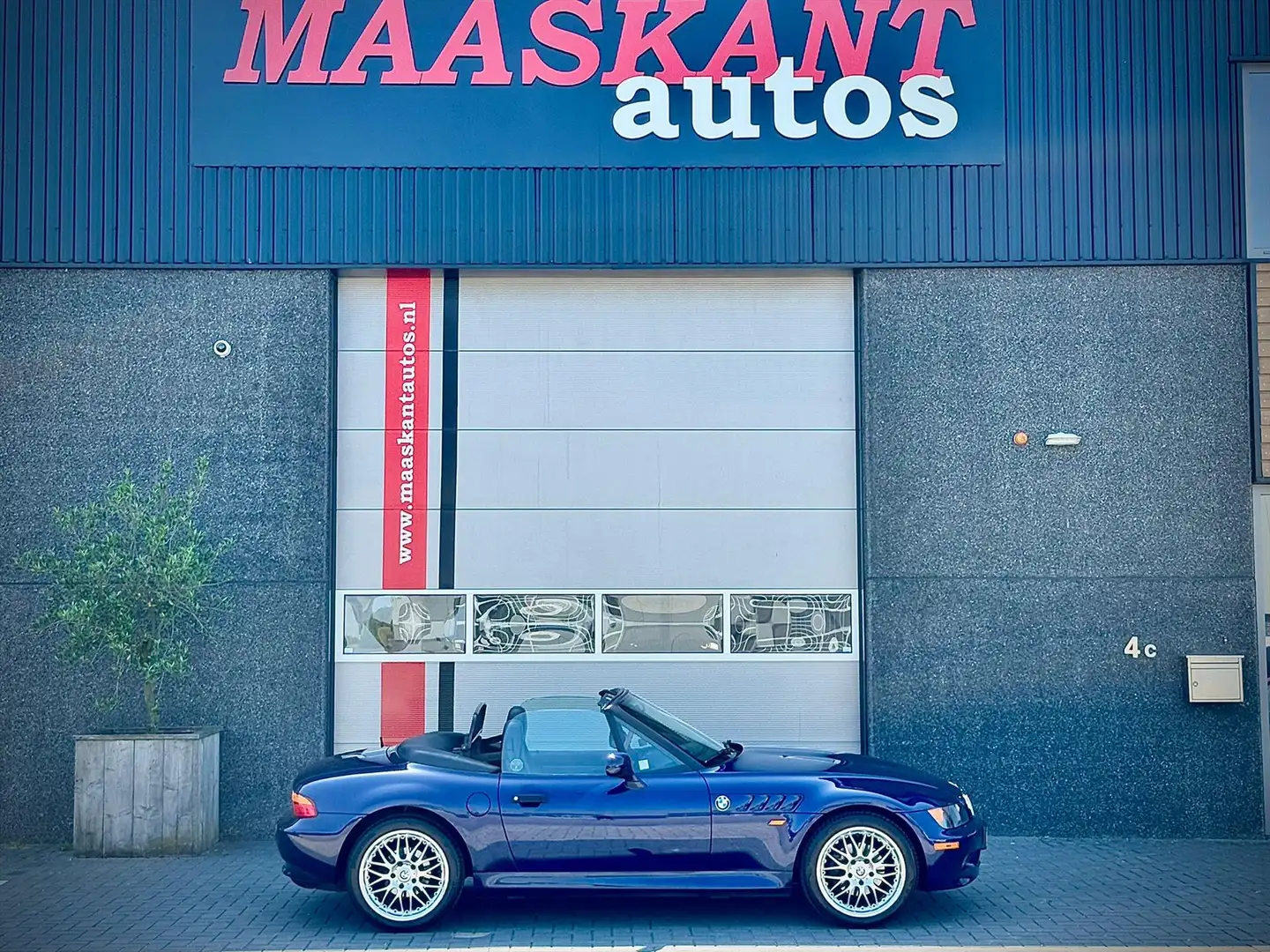 BMW Z3 Roadster 1.9i / Aut / Cruise / 17”Lm / Apk 6-2026 Blauw - 1