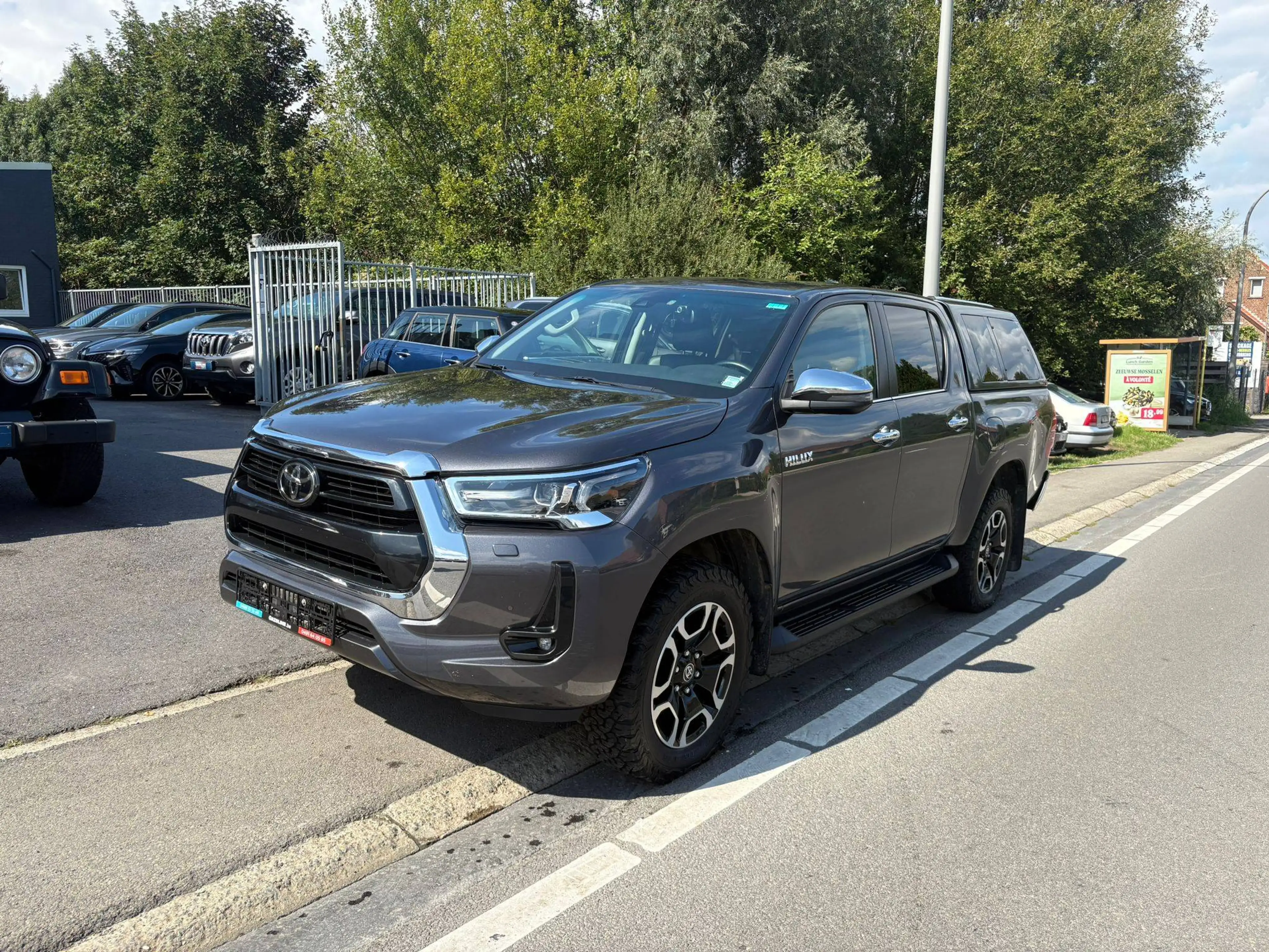 Toyota Hilux 2.8 D-4D 4WD Lounge/1.Owner/Belgium Car/3.5 Trekking/Tractable