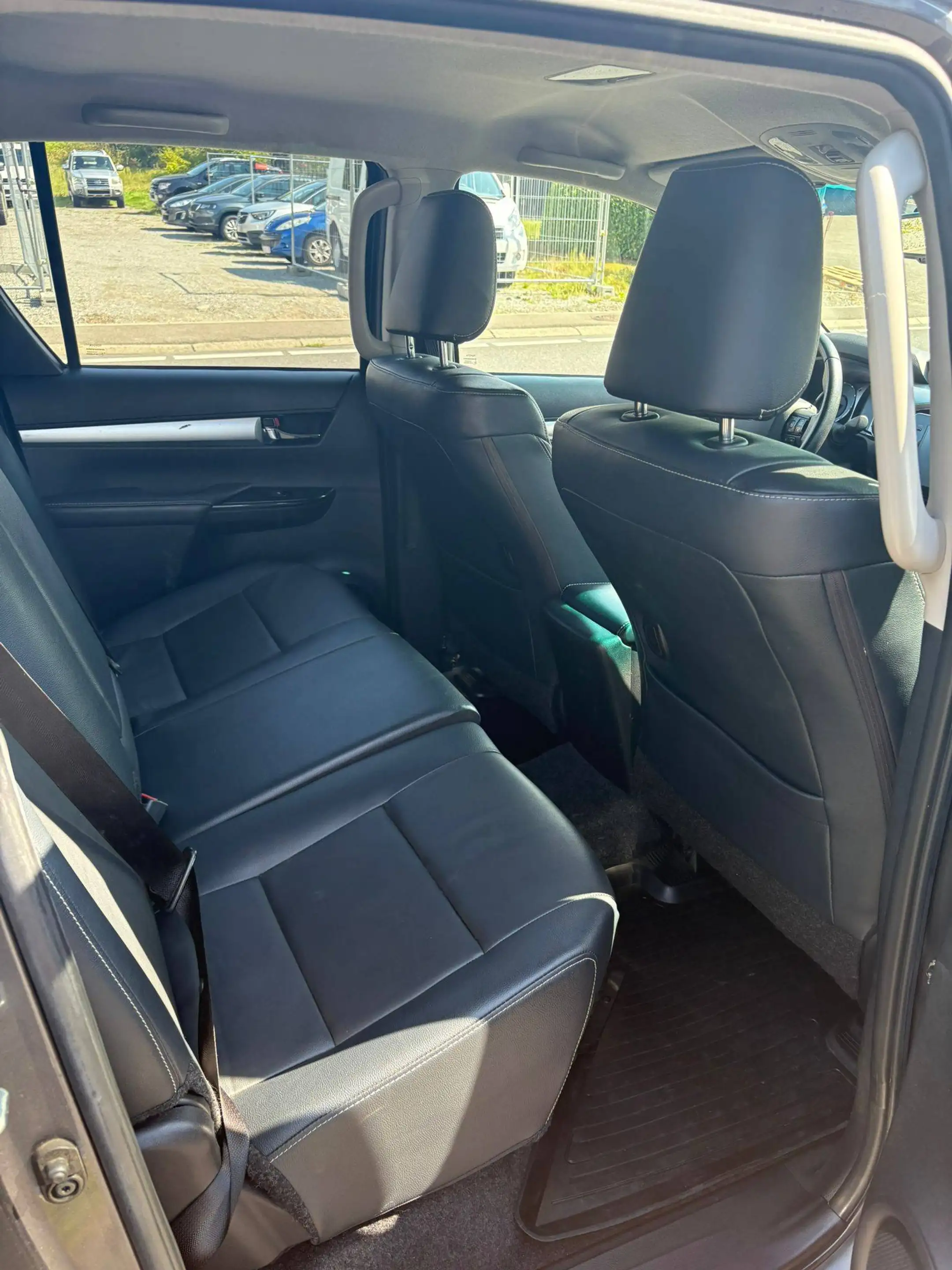 Toyota Hilux 2.8 D-4D 4WD Lounge/1.Owner/Belgium Car/3.5 Trekking/Tractable — photo 12