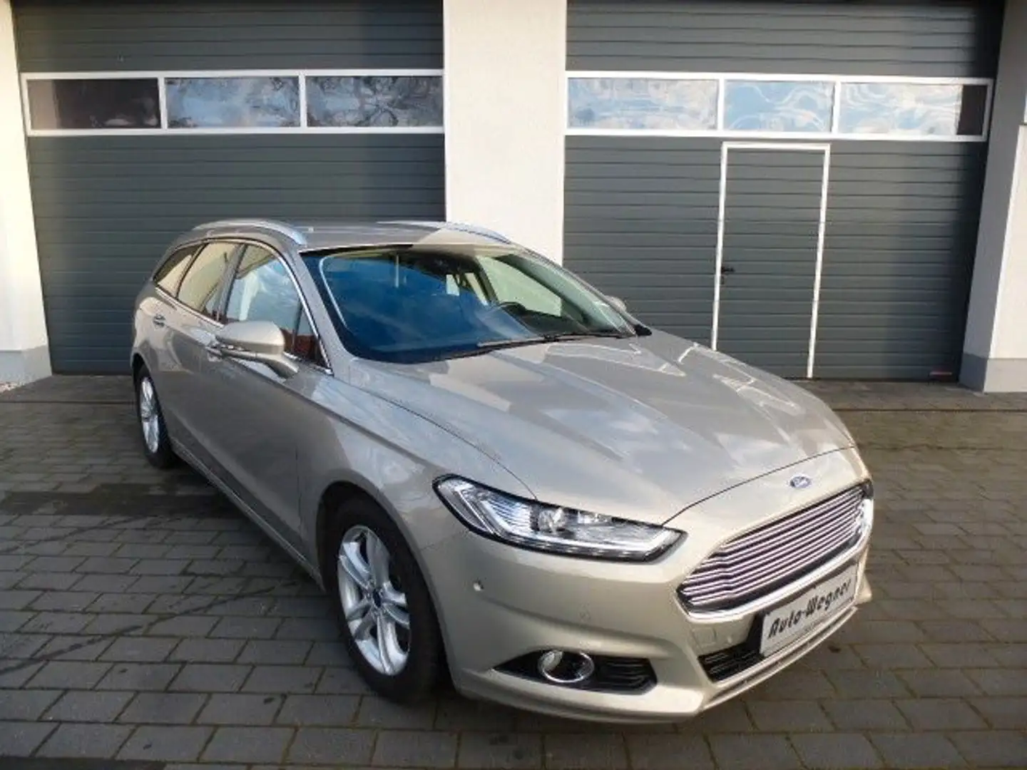 Ford Mondeo 1.5 Turnier Titanium LED Navi 4xSHZ AZV Beige - 1
