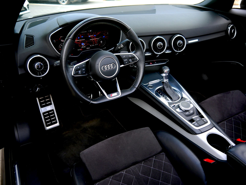 Audi TT 2.0 TFSI quattro Cabrio S-LINE *Virtual Cockpit & — photo 8