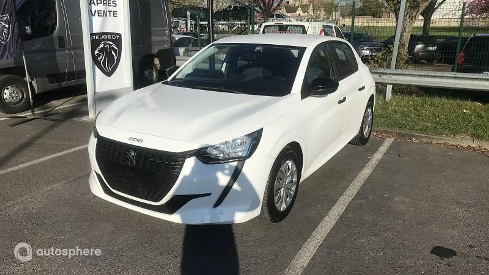 Peugeot 208 1.2 PureTech 75ch S\u0026S Premium - 1