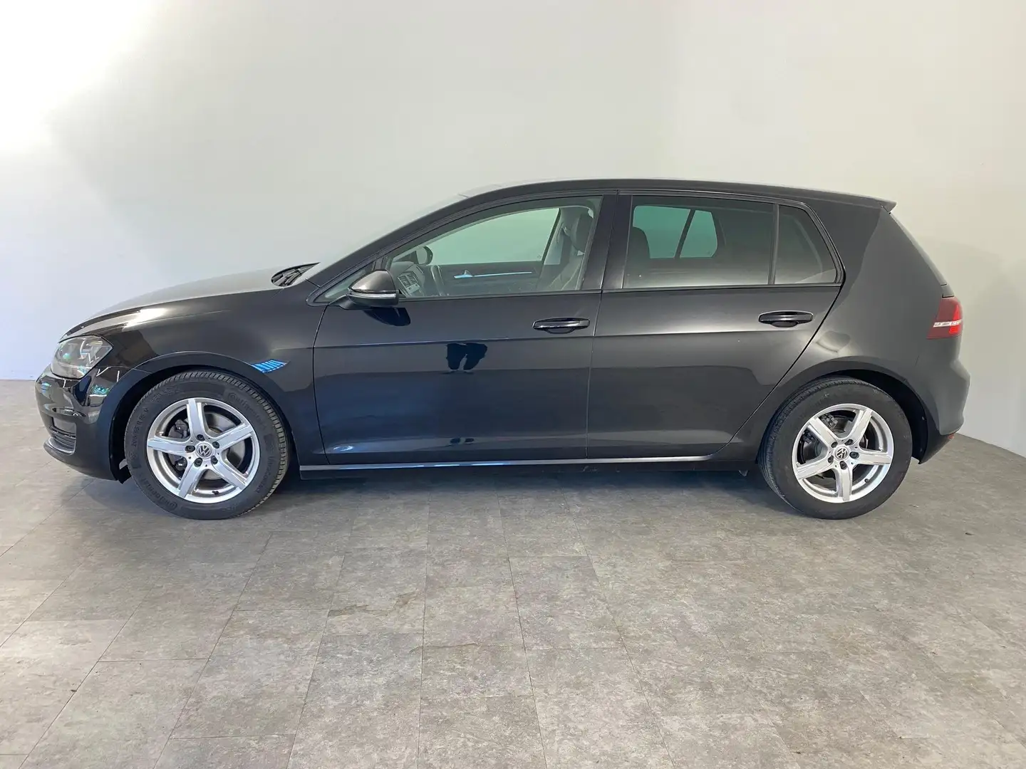 Volkswagen Golf VII Sky 1,6 TDI XENON*PDC*PANORAMA 77 kW (105 P... Schwarz - 2