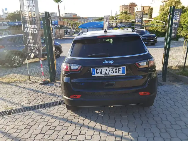 Jeep Compass view 5