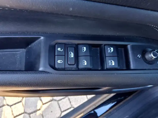 Jeep Compass view 11