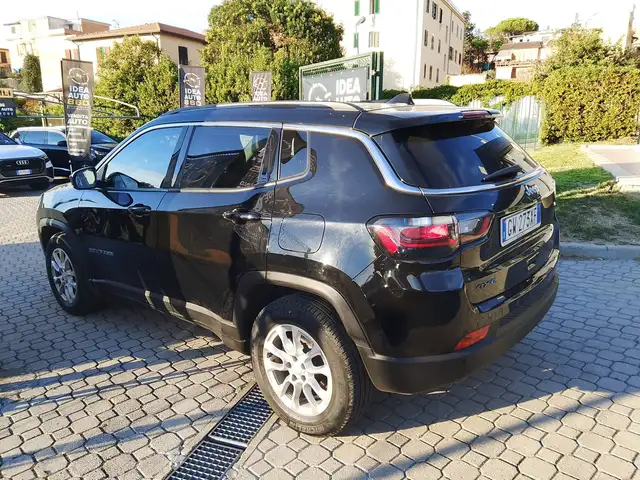 Jeep Compass view 6