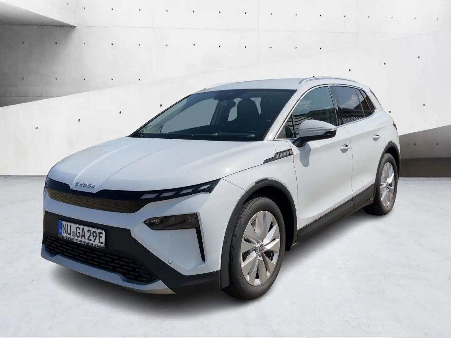 Skoda 85 82 kWh AHK WÄPU AR-HUD MATRIX CANTON Blanco - 2