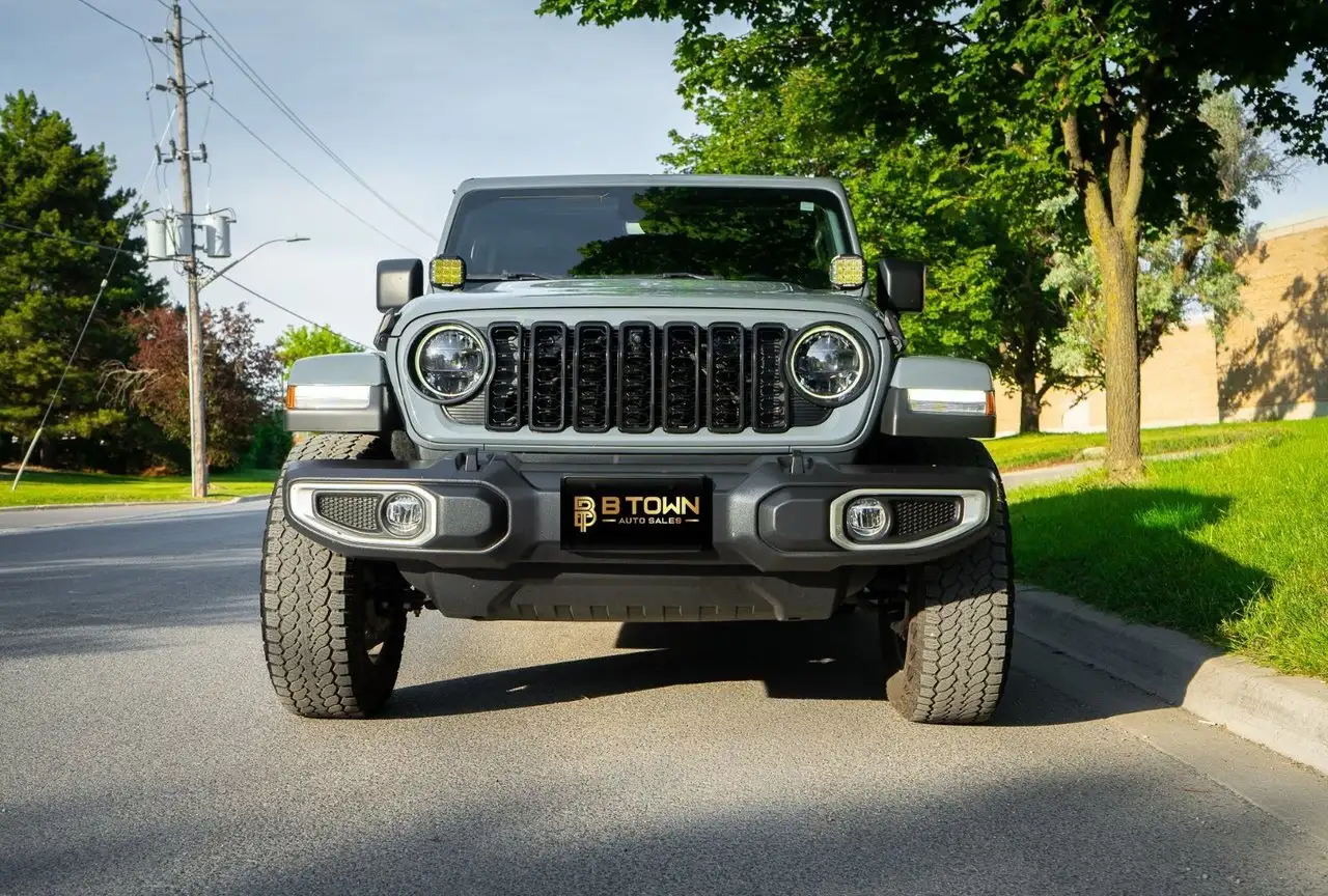 Jeep Wrangler снимка Jeep Wrangler