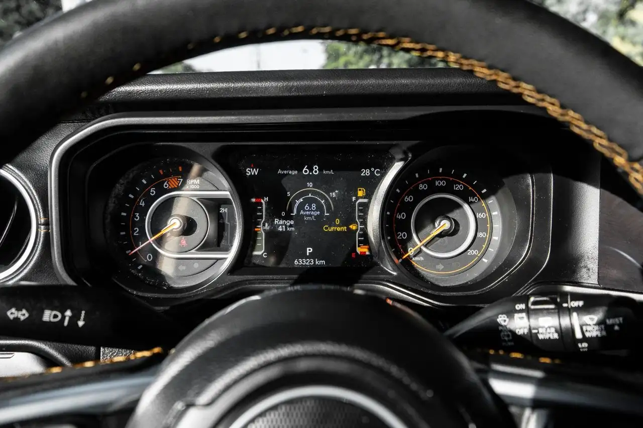 Jeep Wrangler снимка Jeep Wrangler