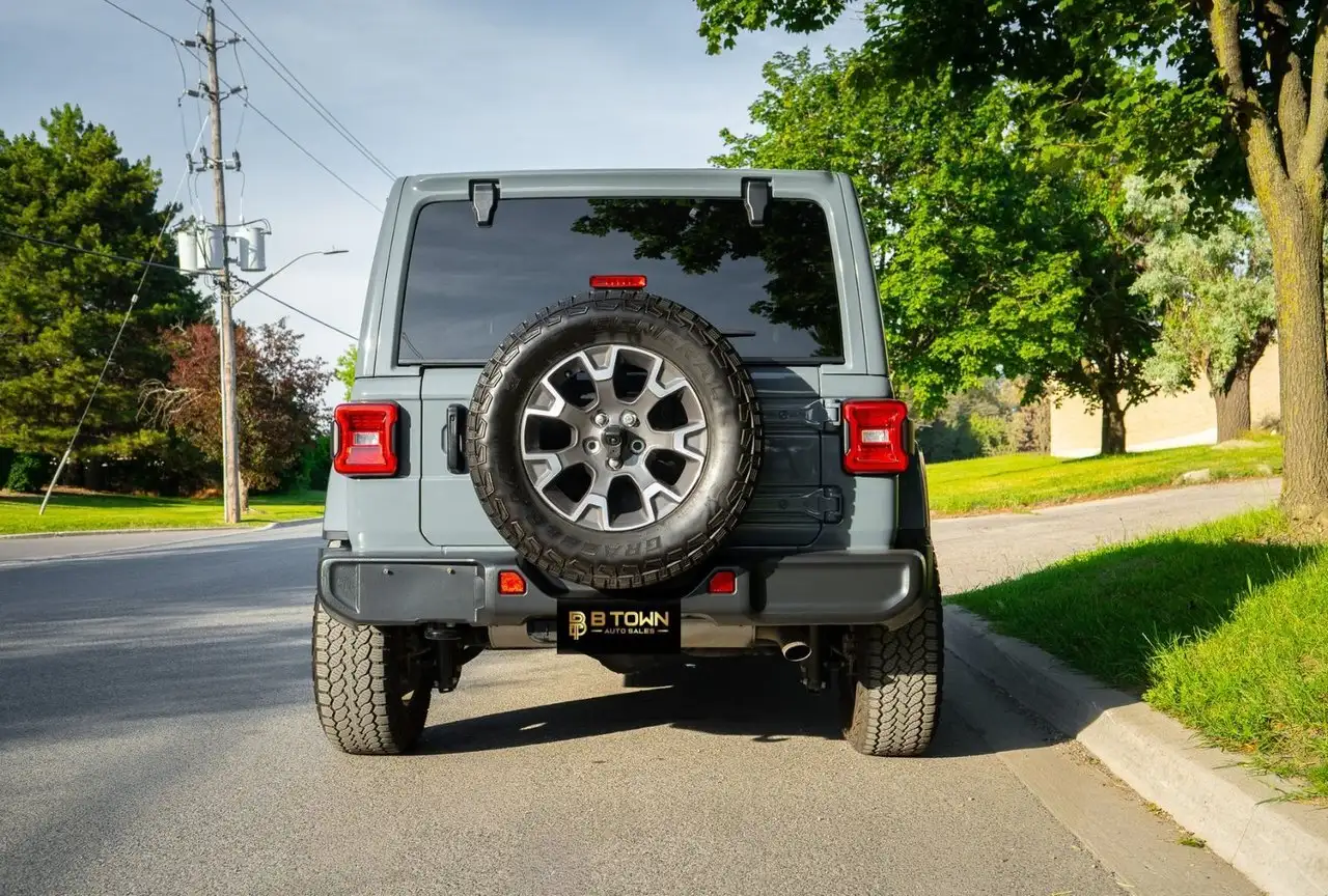 Jeep Wrangler снимка Jeep Wrangler