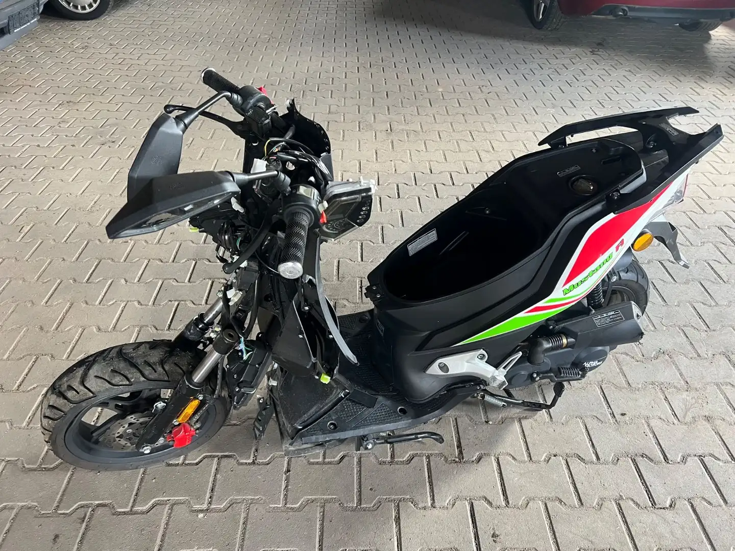 Otros Alpha Mustang FI 50 Unfall Blanco - 1