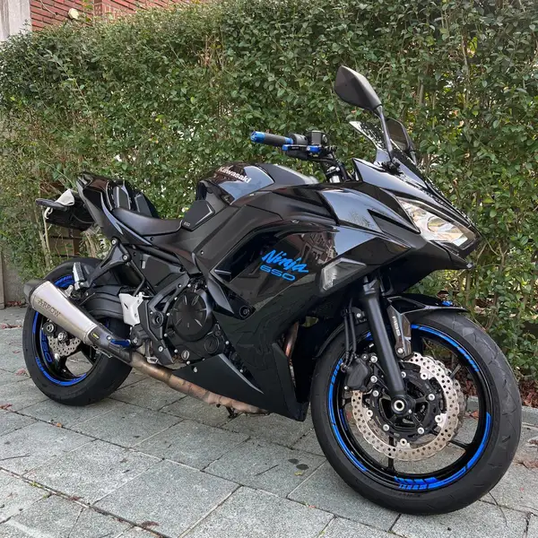 Kawasaki Ninja 650 - foto 2
