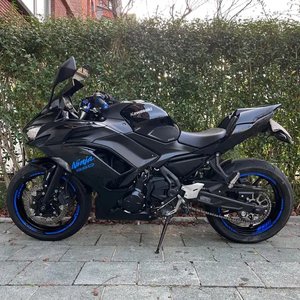Kawasaki Ninja 650 - foto 4