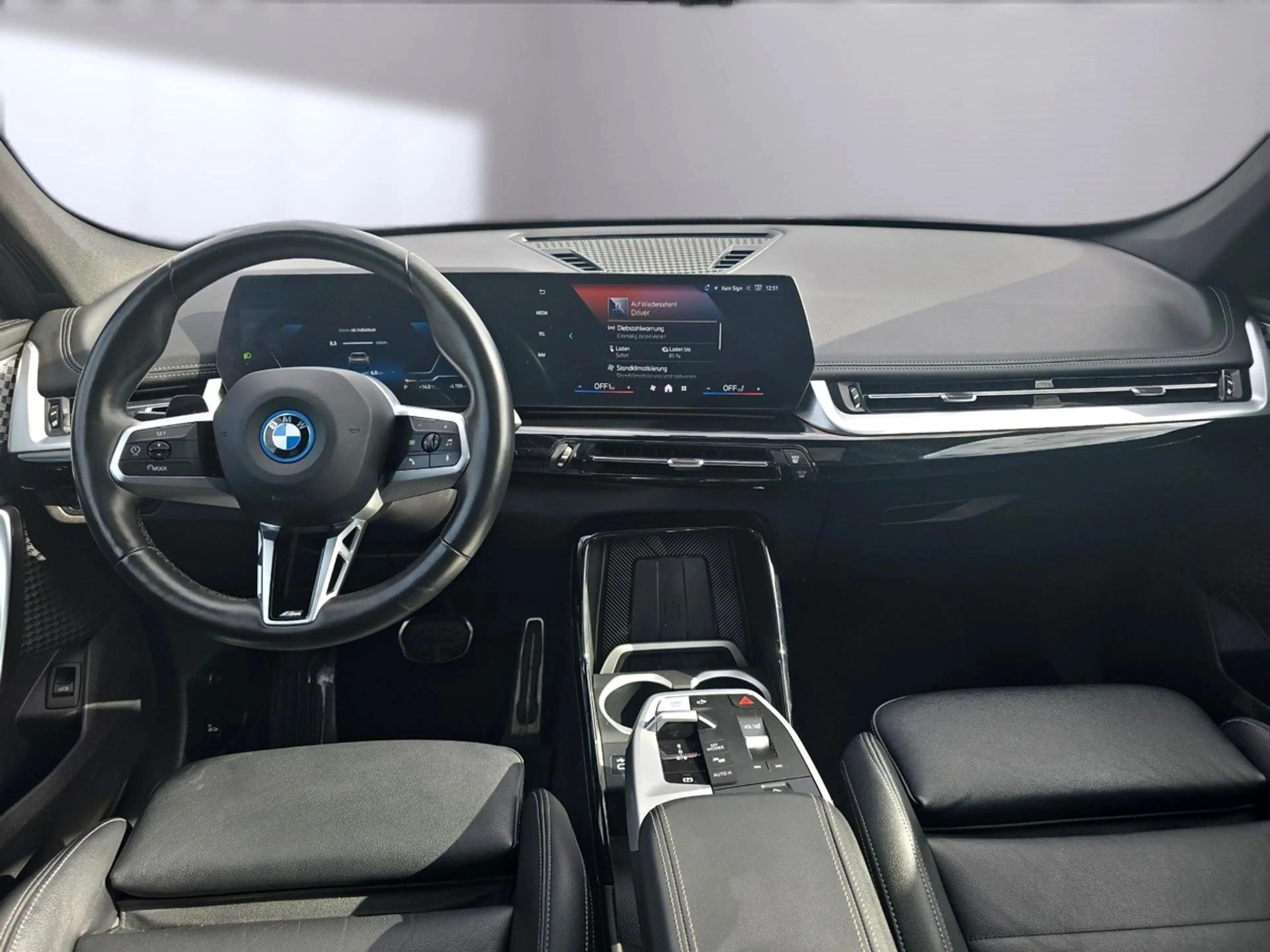 BMW iX1 xDrive30 M Sportp.+AHK+Pano+aLED+ACC+Harman/K. — photo 11