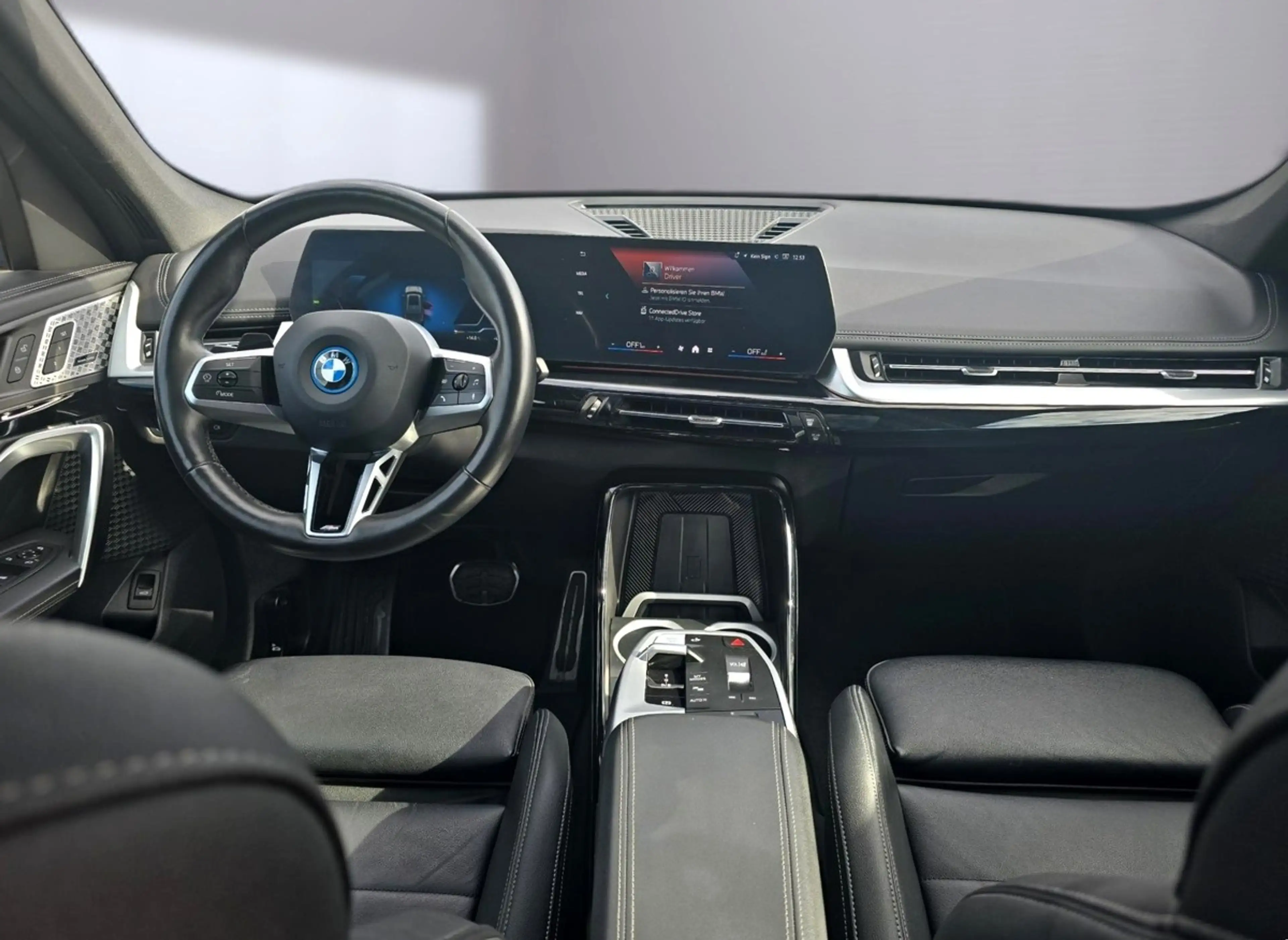 BMW iX1 xDrive30 M Sportp.+AHK+Pano+aLED+ACC+Harman/K. — photo 14