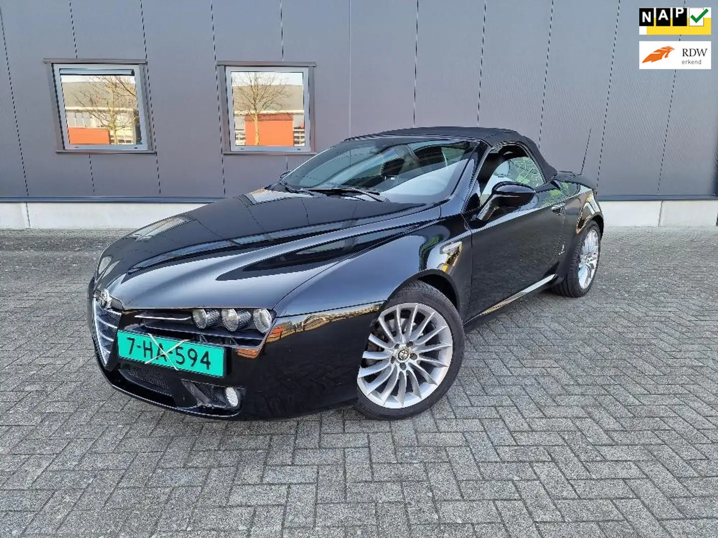 Alfa Romeo Spider 2.2 JTS Exclusive, netto € 8.999 ex btw, bijtel vr Negru - 1