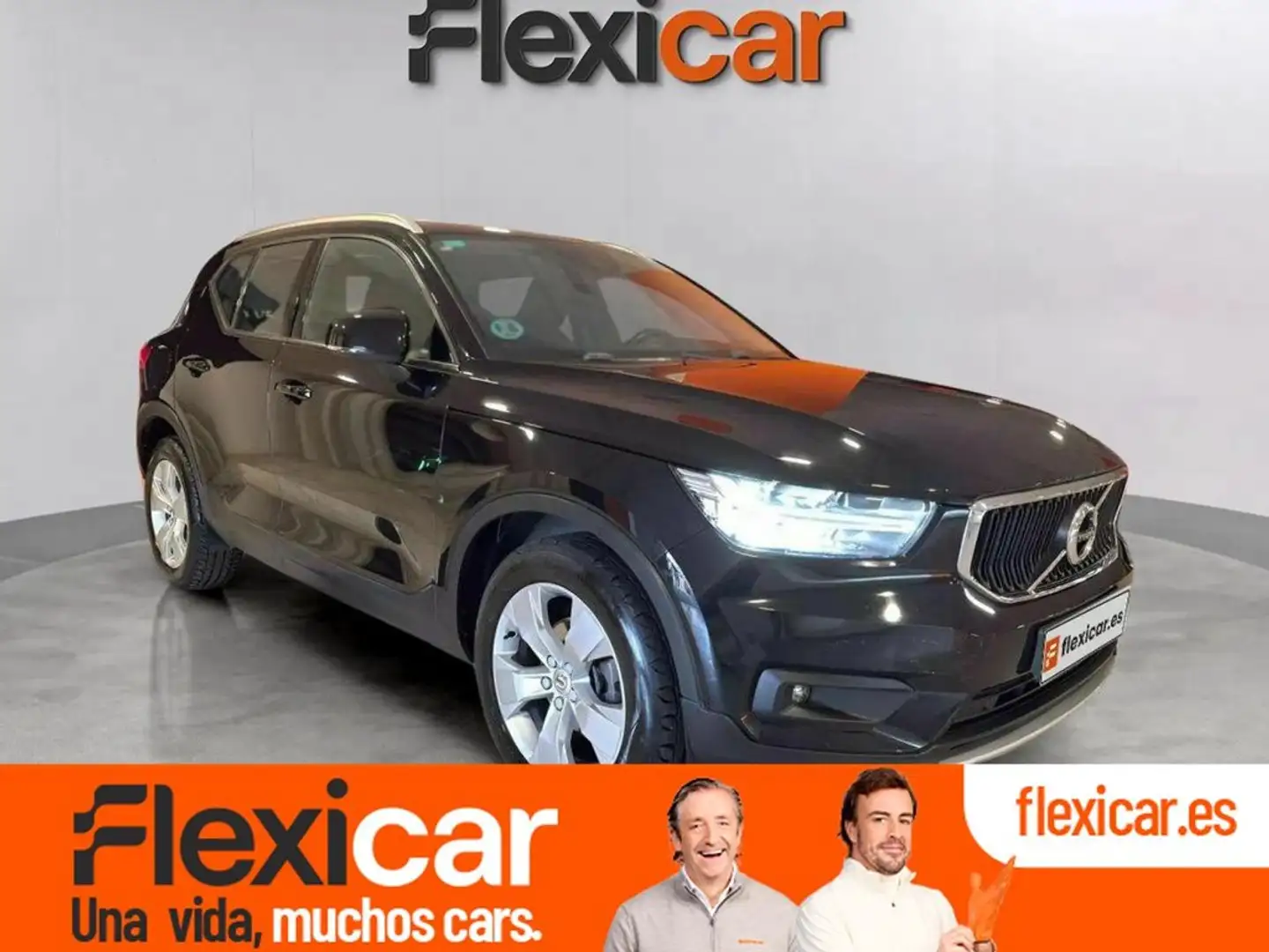 Volvo XC40 T3 Momentum Negro - 1
