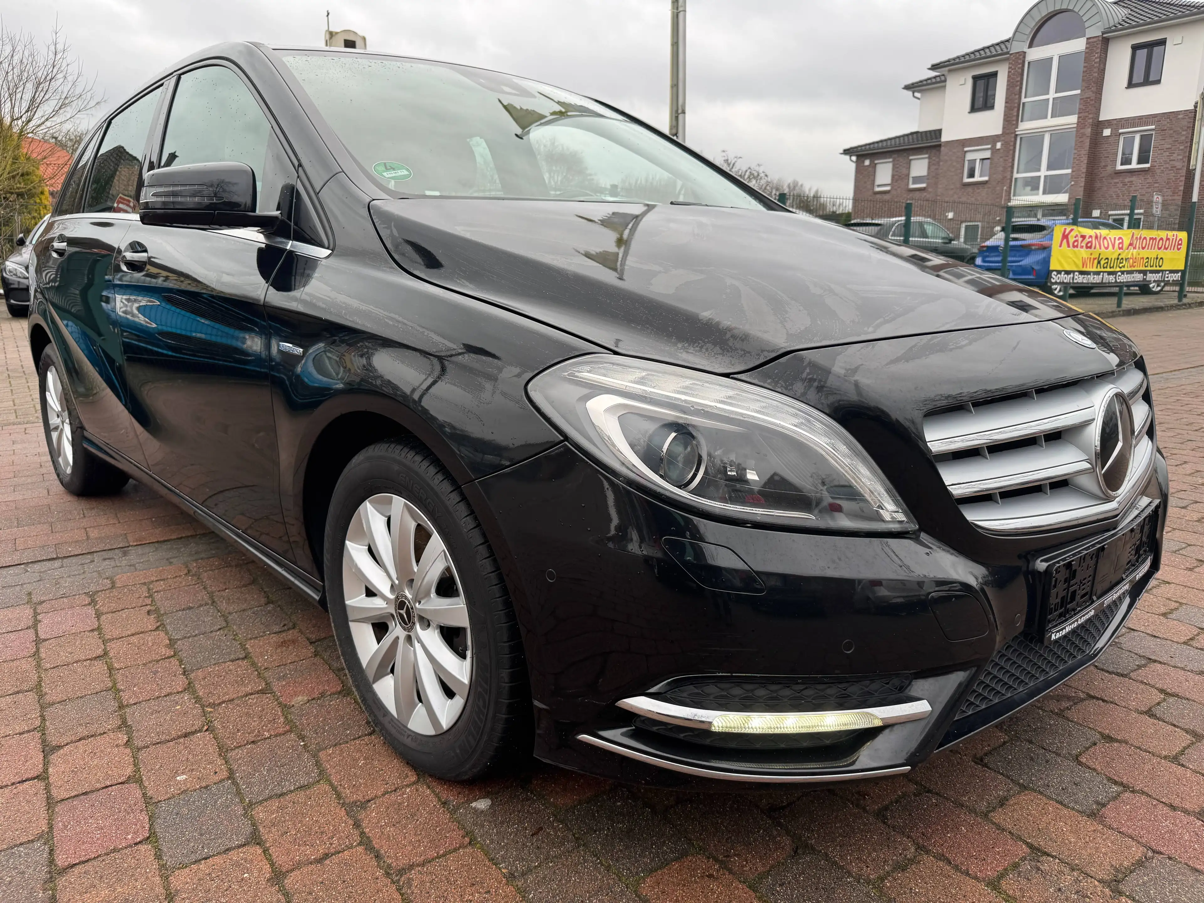 Mercedes-Benz B 200 CDI Automatik-NAV+SHZ+PDC+Tempomat — photo 3