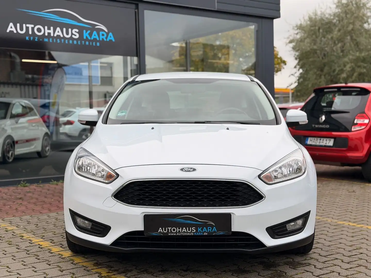 Ford Focus 1.0 Business Weiß - 2