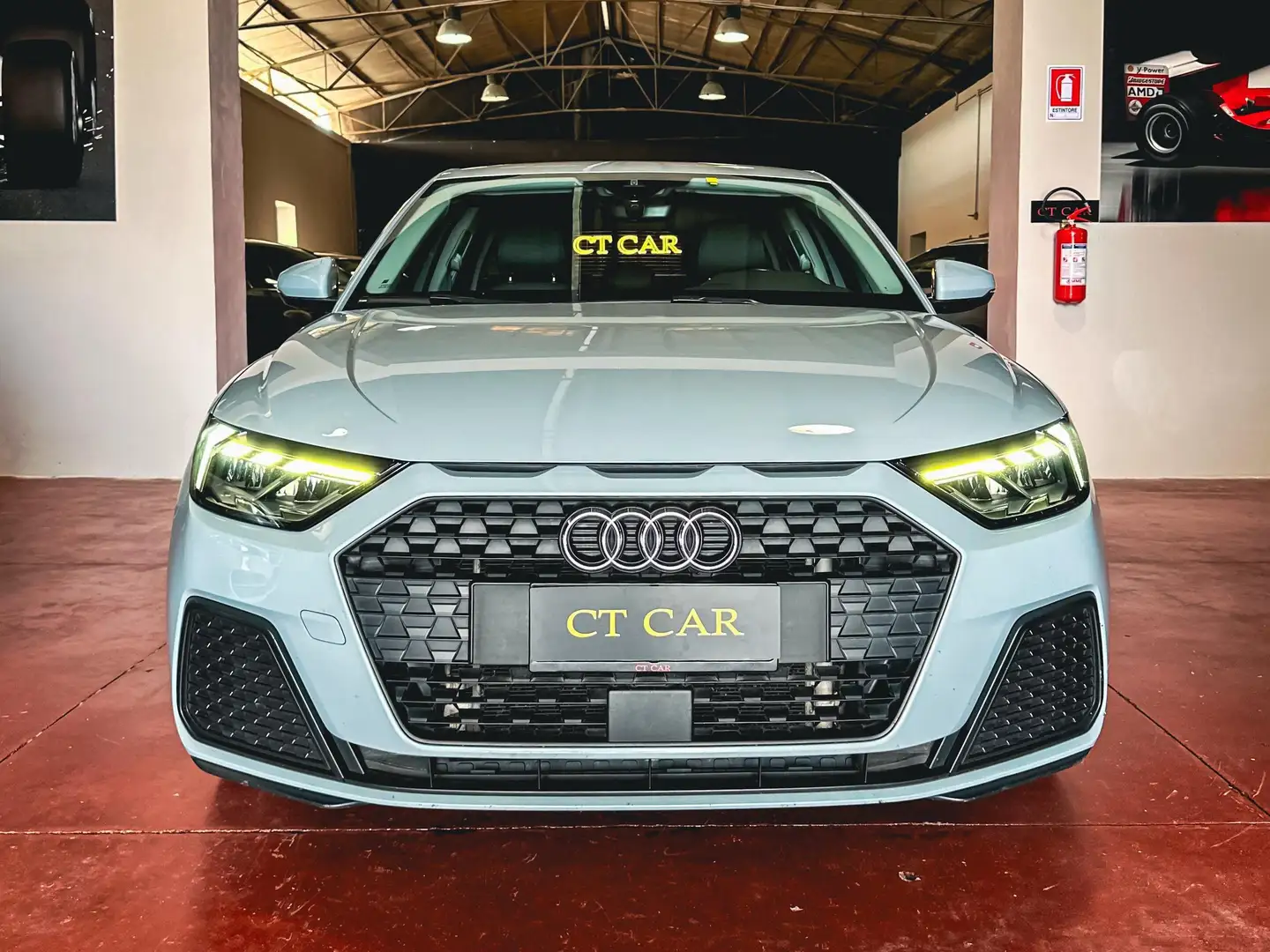Audi A1 Sportback 25 1.0 tfsi Schwarz - 2