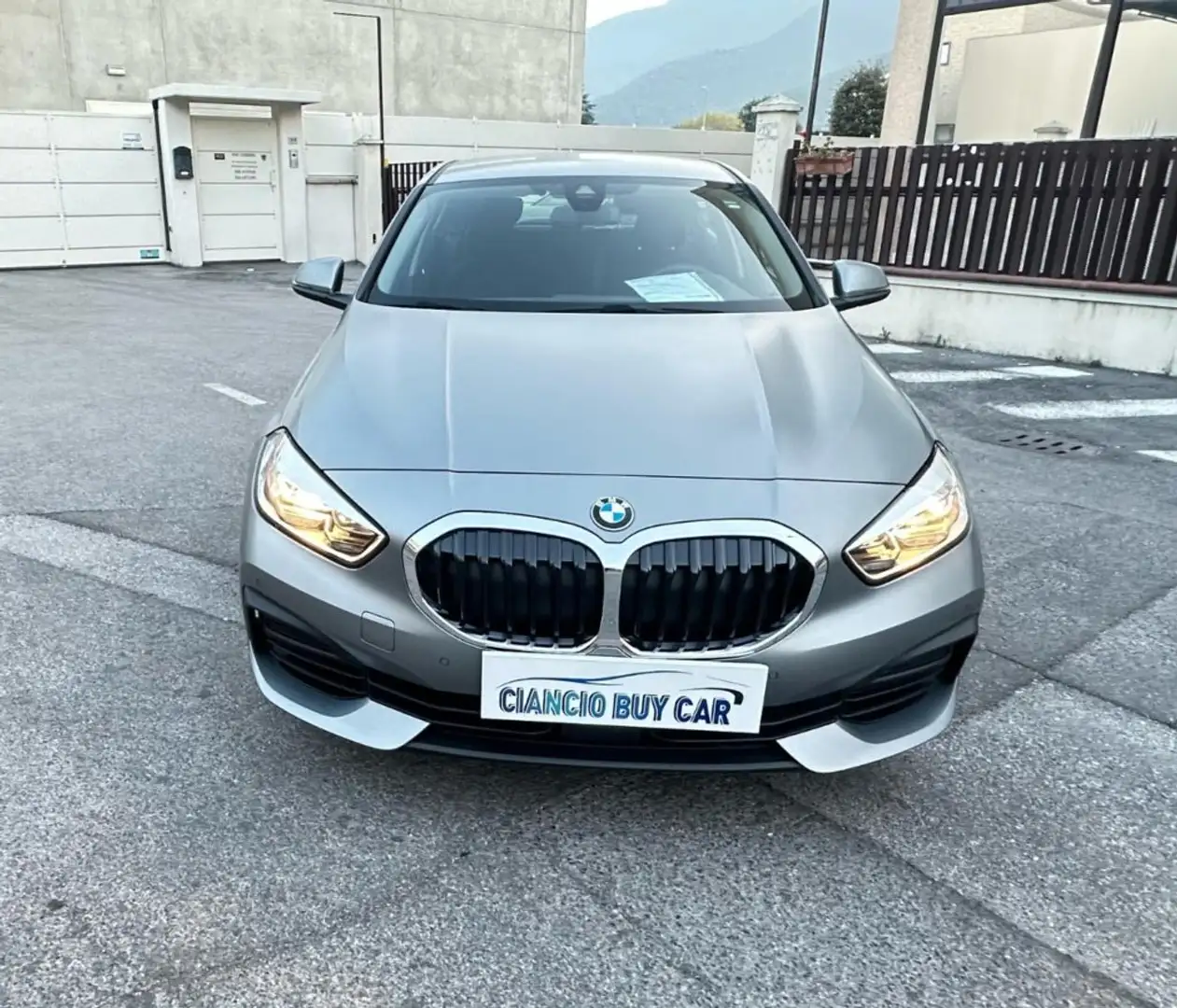 BMW 116 neopatentato Business  ULTIMO MODELLO Grijs - 1