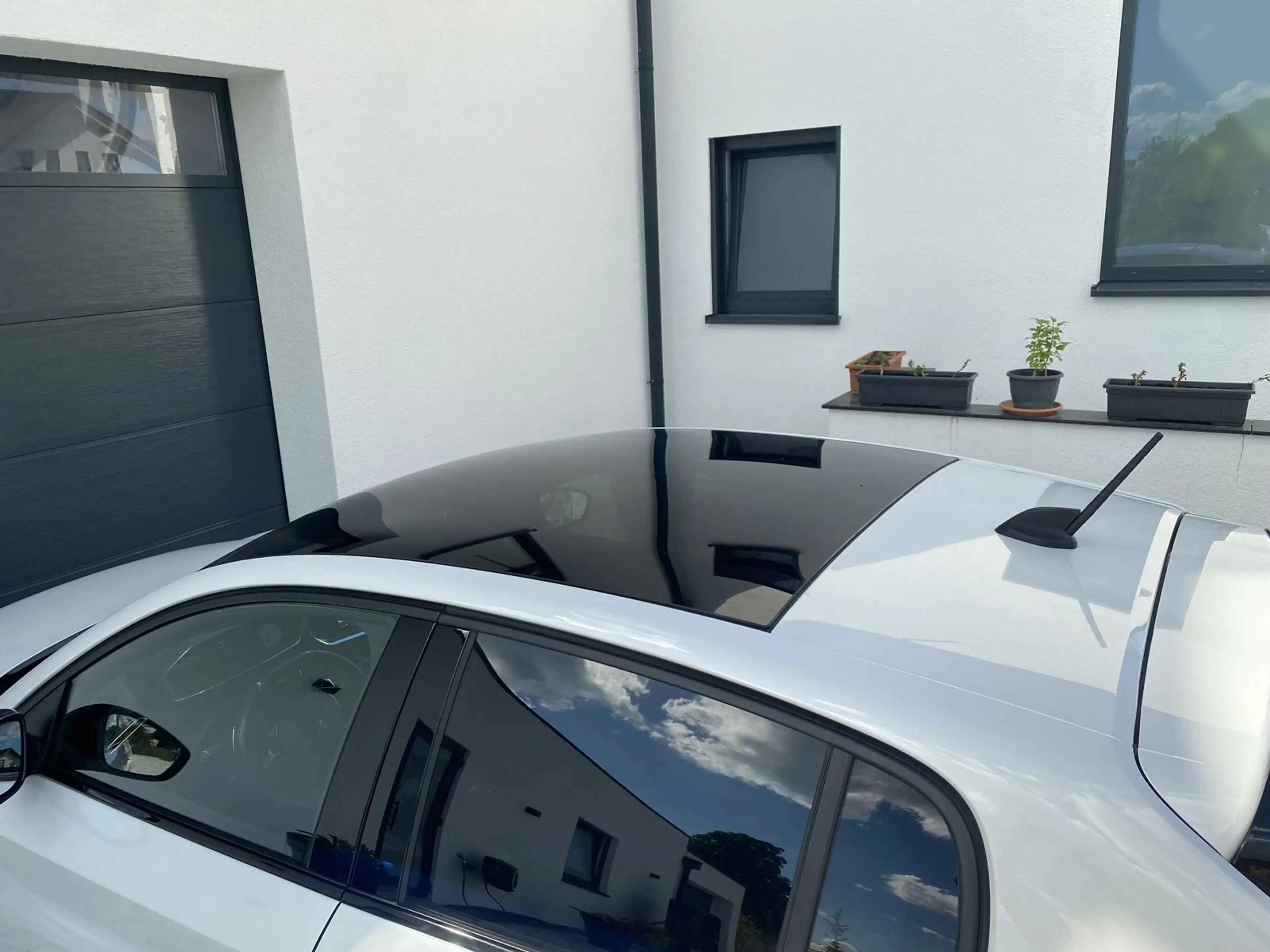 Peugeot 208 GT Line PANO CARPLAY DAB LED NAVI SH — photo 10