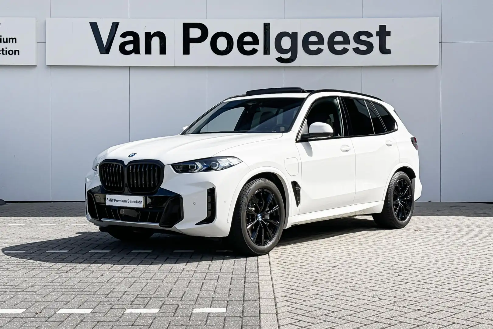 BMW X5 xDrive50e Launch Edition Wit - 1