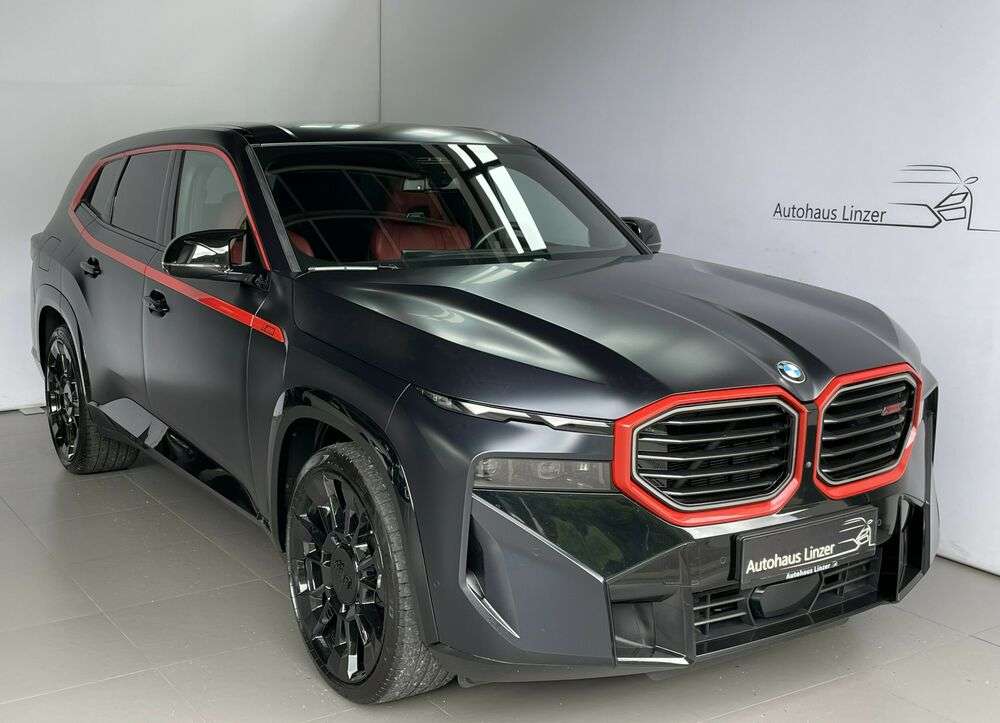 2024 BMW XM