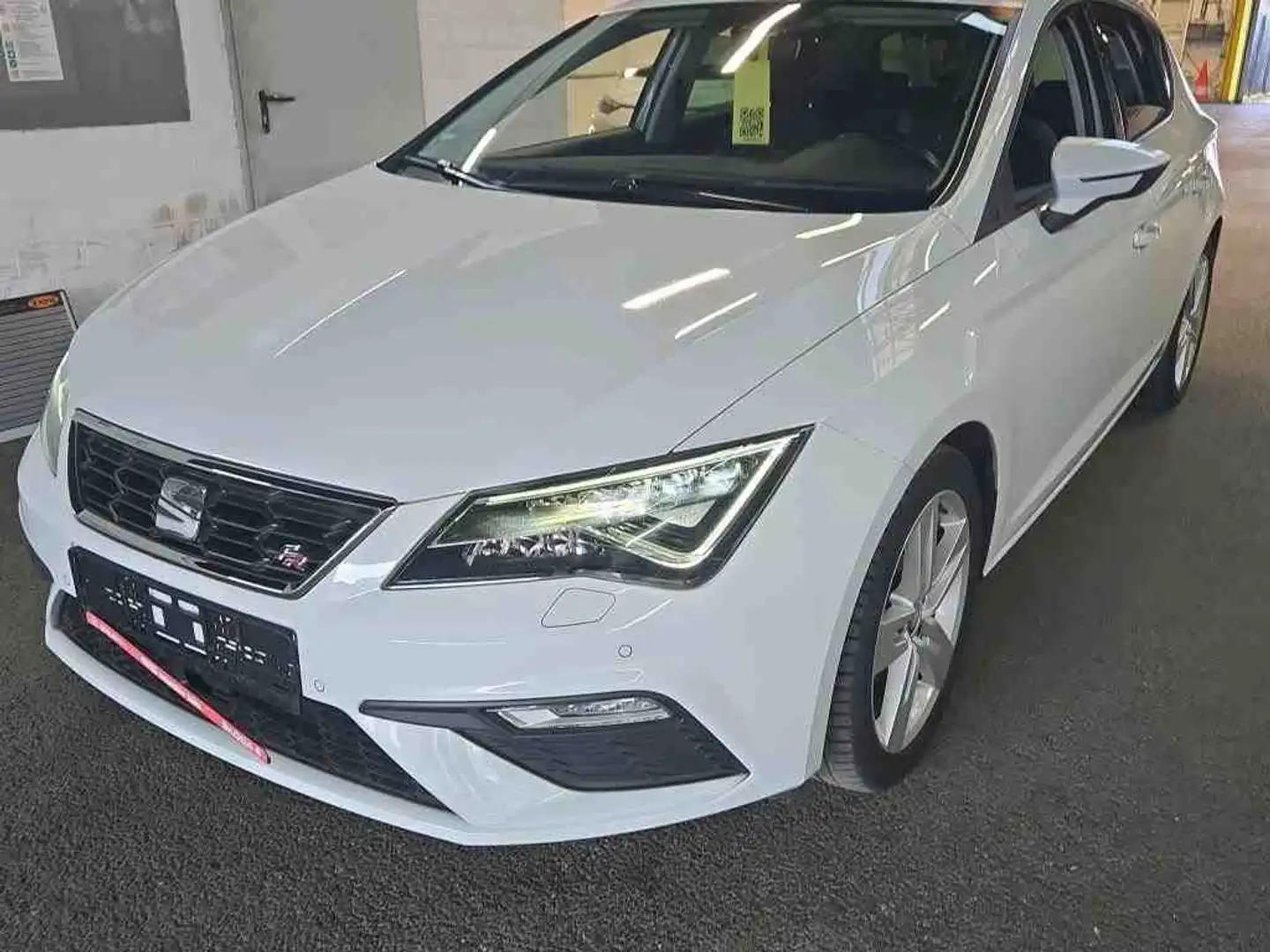 SEAT Leon 1.4 TSI FR +LED +TEMPO +NAVI +PDC +17" + Weiß - 2