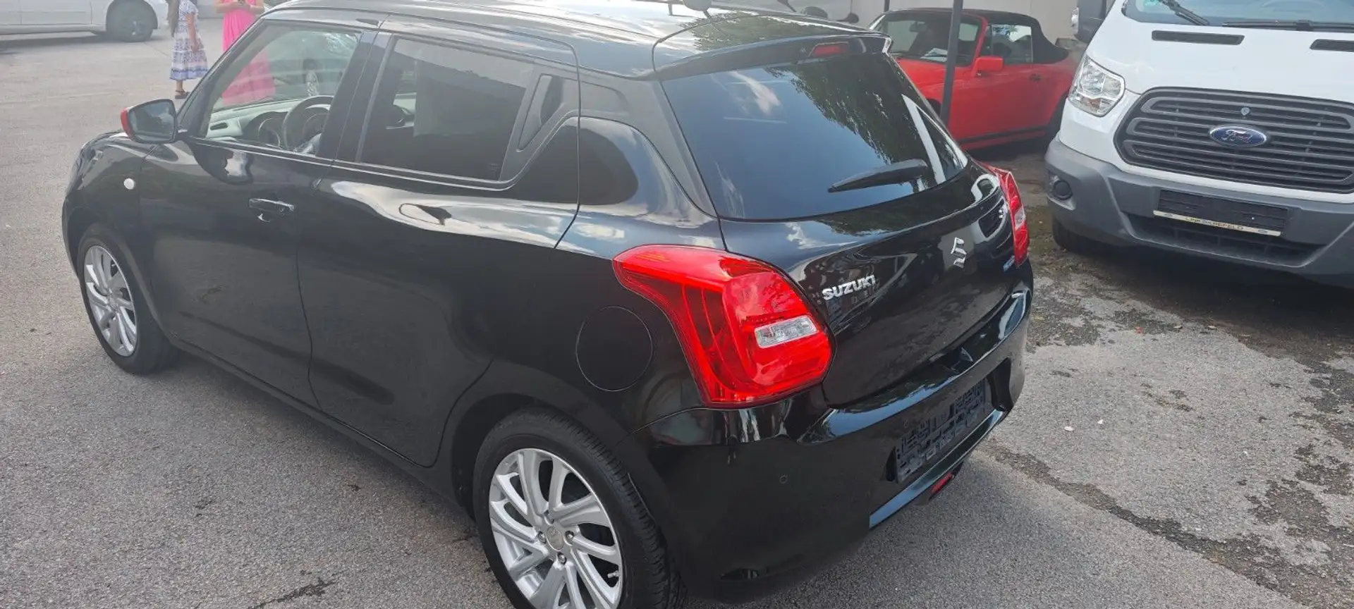 Suzuki Swift Comfort Schwarz - 1