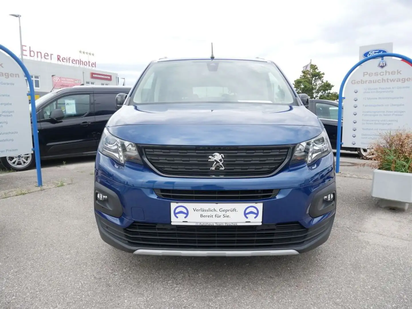 Peugeot Rifter 1,5 BlueHDI 130 S&S GT Line Lang 7-Sitzer Blau - 2