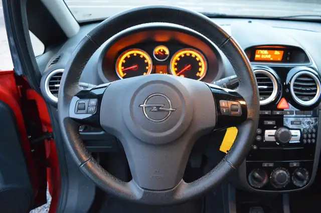 Opel Corsa view 13