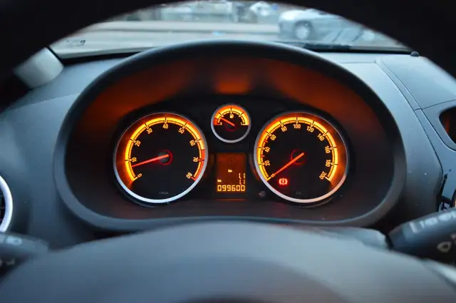 Opel Corsa view 12