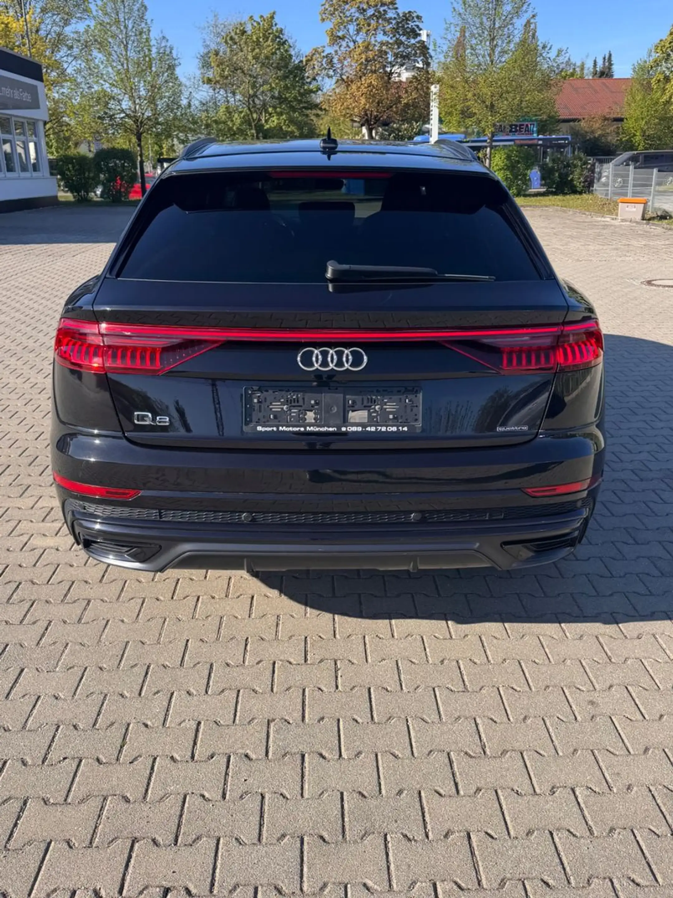 Audi Q8 50TDI quattro 3x S Line B&O Pano RAUTE Matrix — photo 13