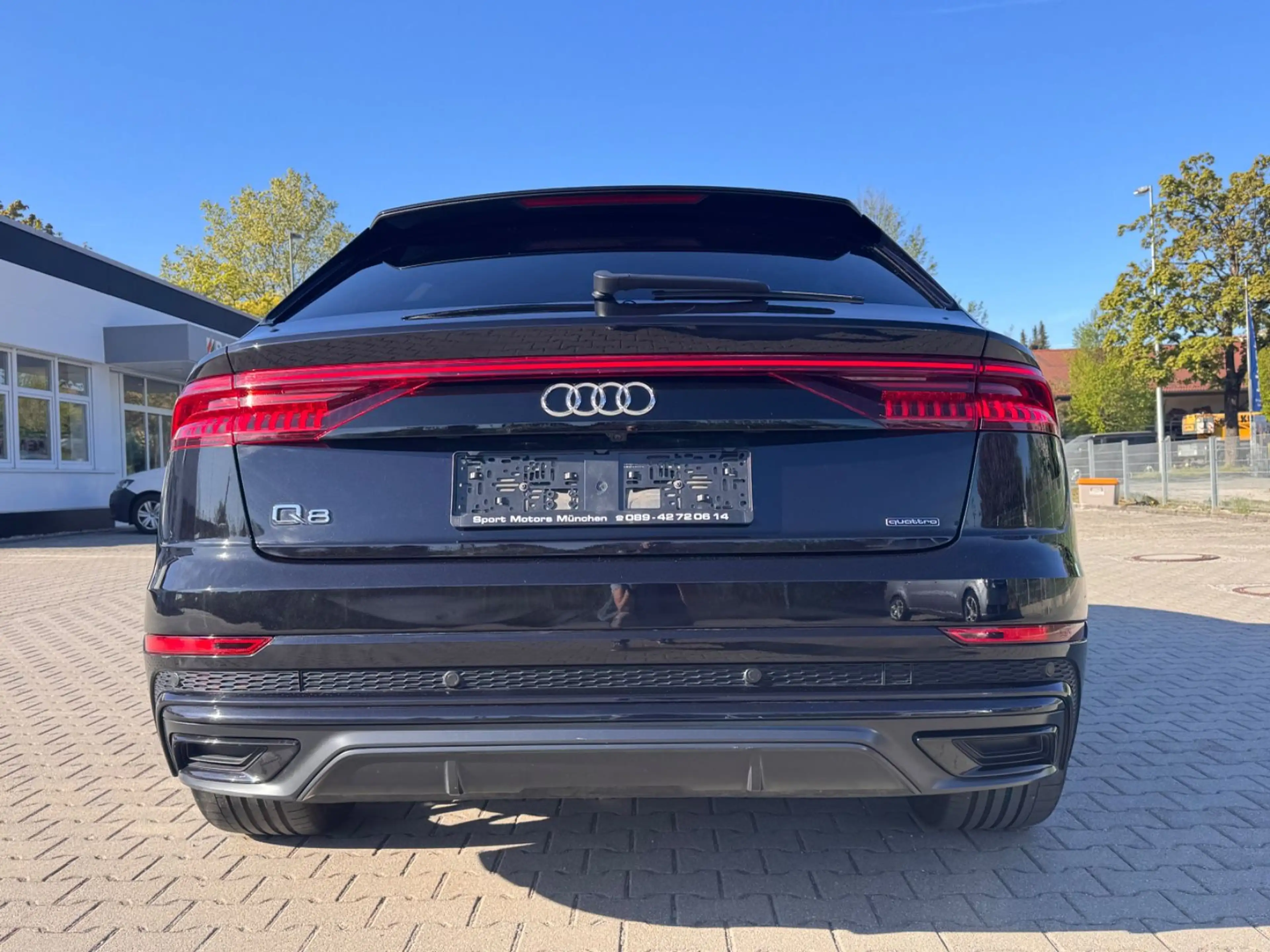 Audi Q8 50TDI quattro 3x S Line B&O Pano RAUTE Matrix — photo 12