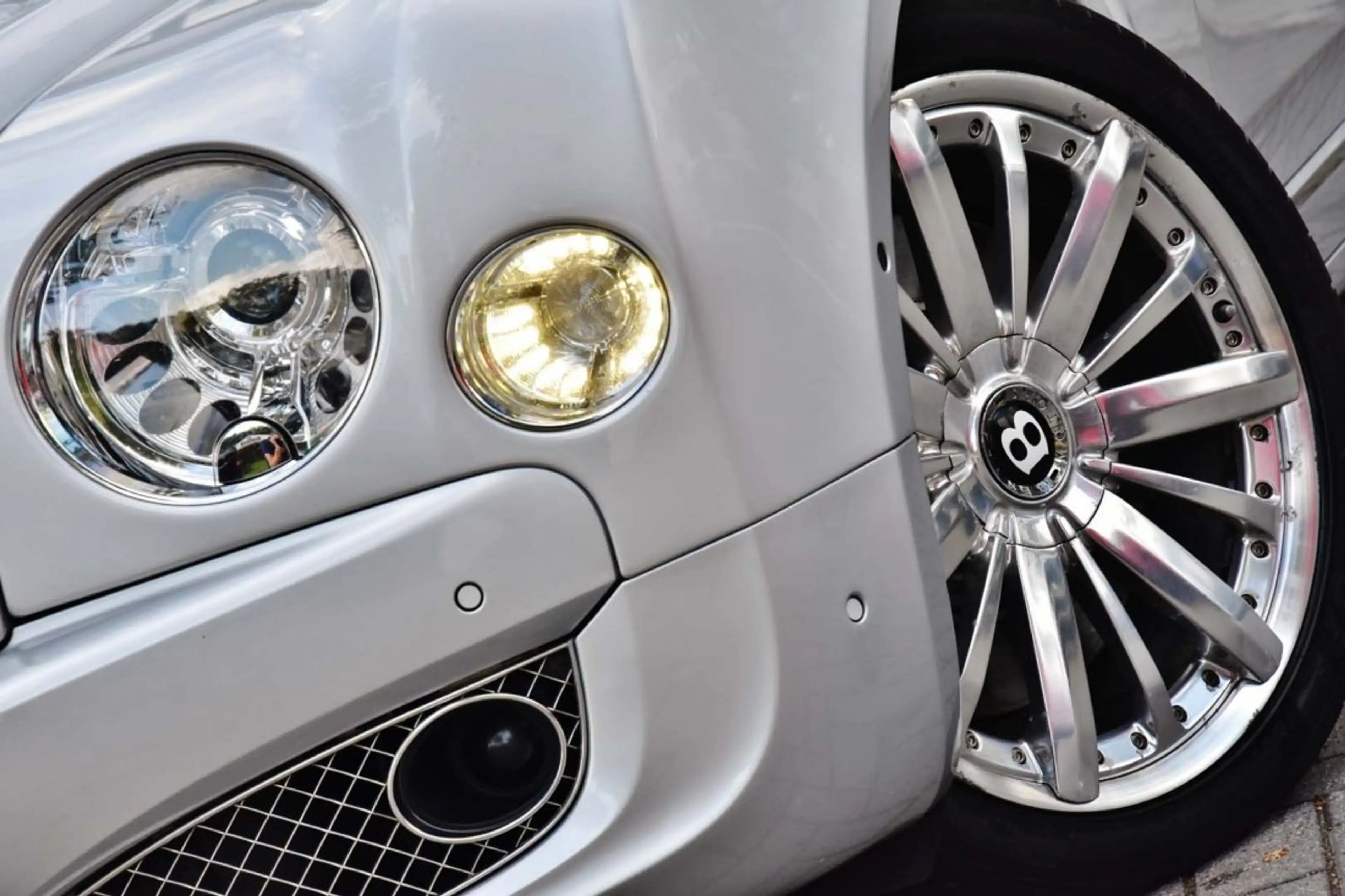 Bentley Mulsanne 6.75 BITURBO V8 MULLINER ***TOP CONDITION*** — photo 14