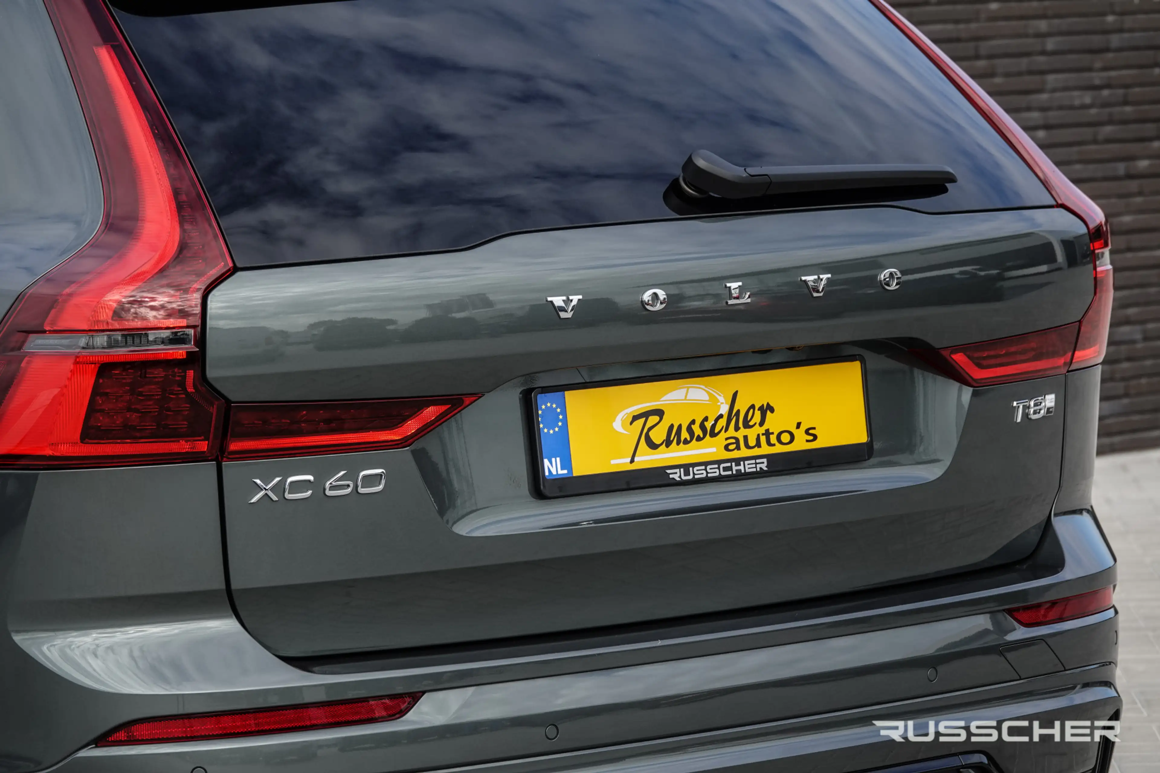 Volvo XC60 2.0 T8 456Pk | Plug-in hybrid | Plus Dark | AWD | — photo 47